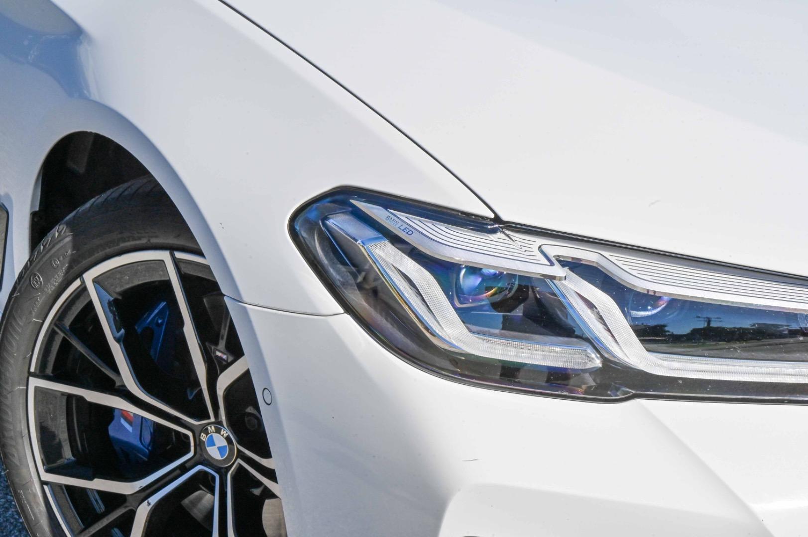 2023 BMW 5 Series 530d M Sport in White