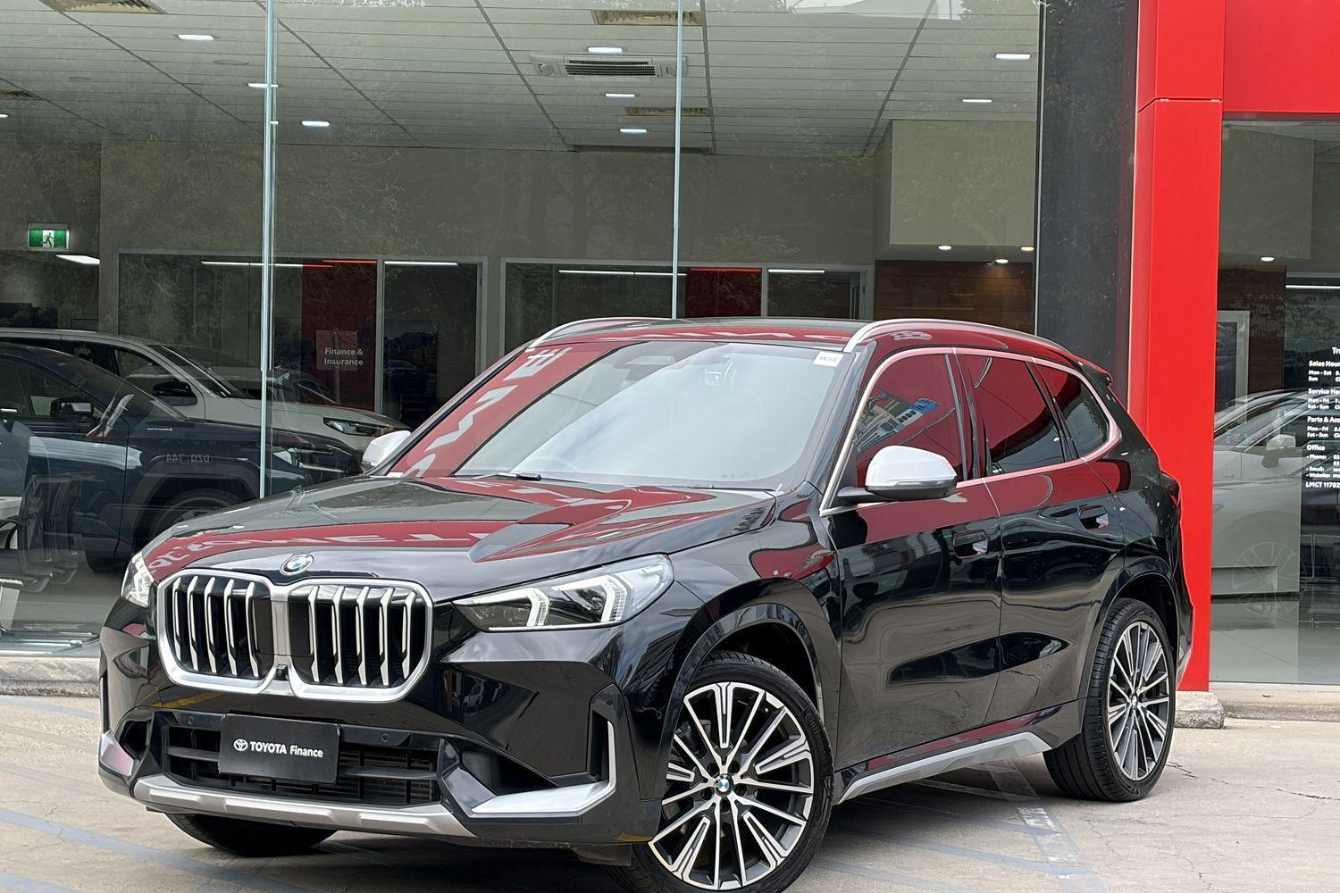 2023 BMW X1 xDrive20i M Sport in Black