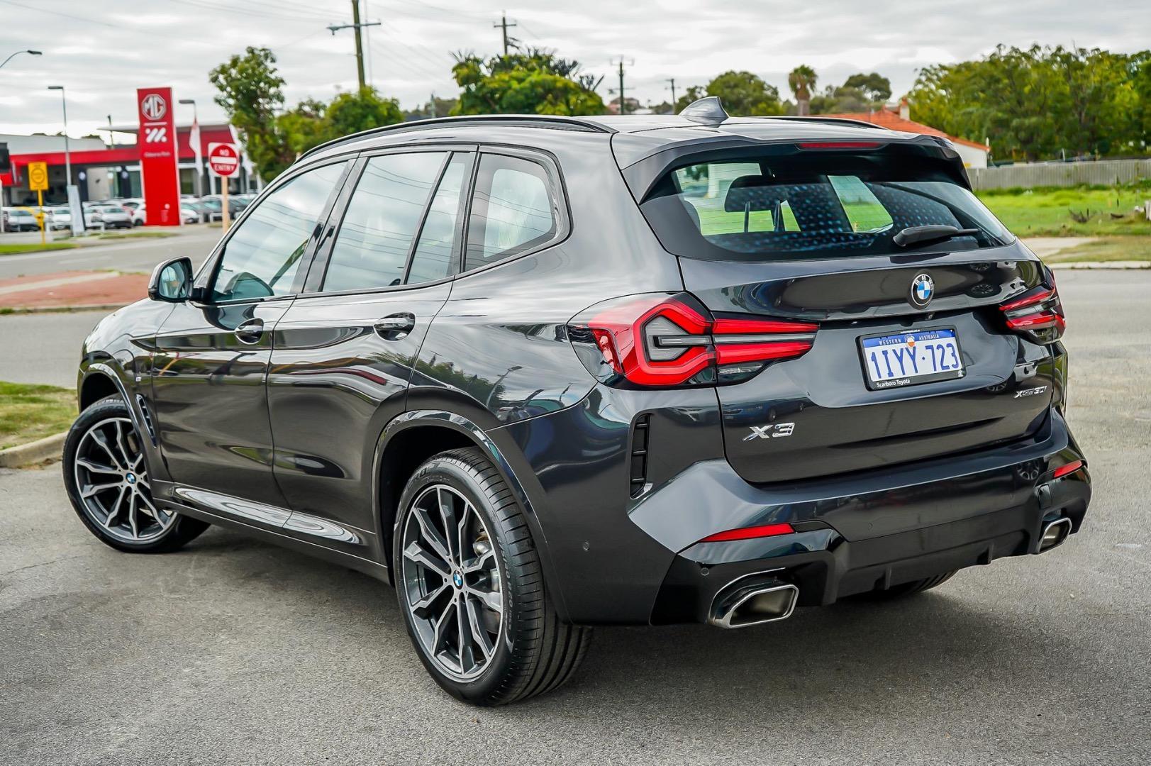 2022 BMW X3 xDrive30i in Grey