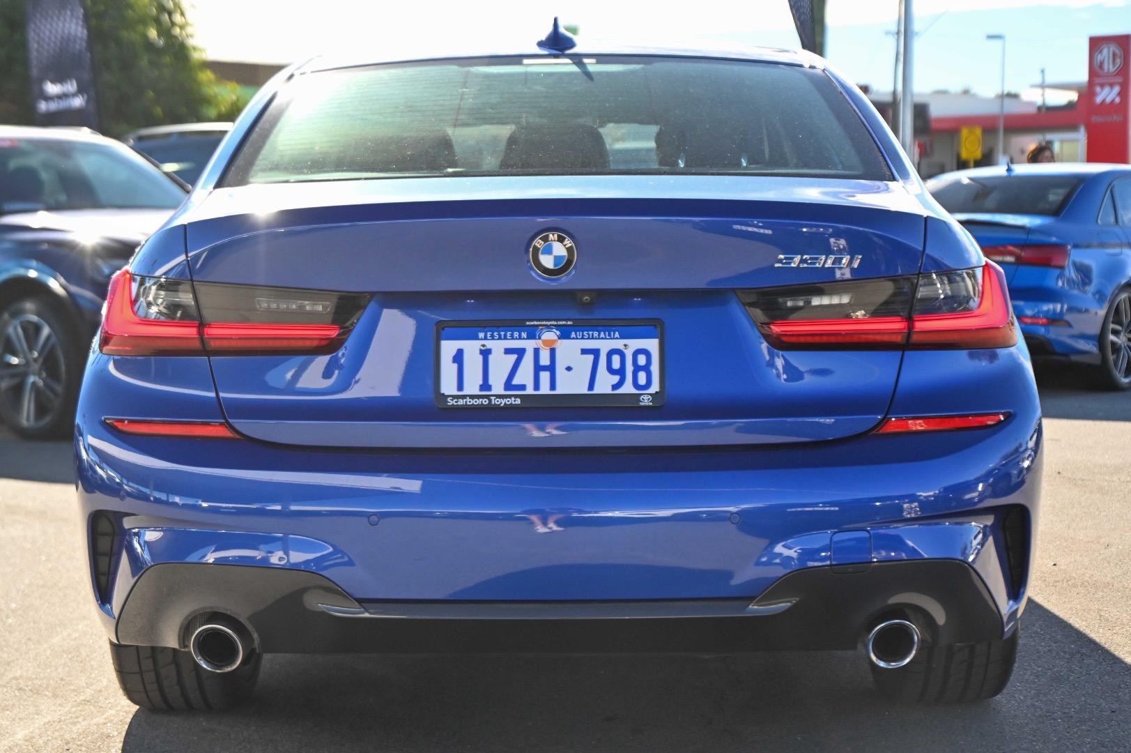 2022 BMW 3 Series 330i M Sport in Blue