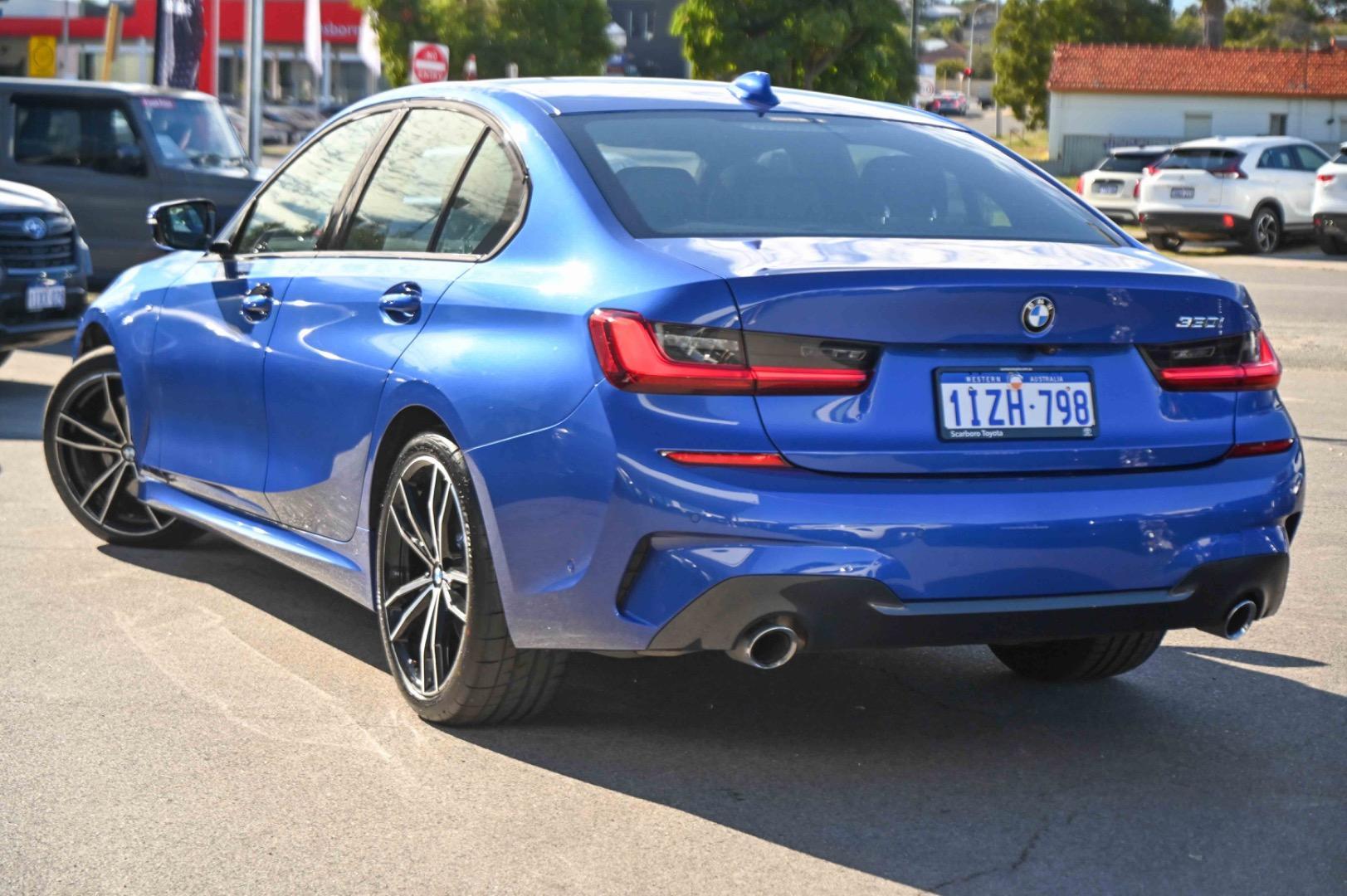 2022 BMW 3 Series 330i M Sport in Blue