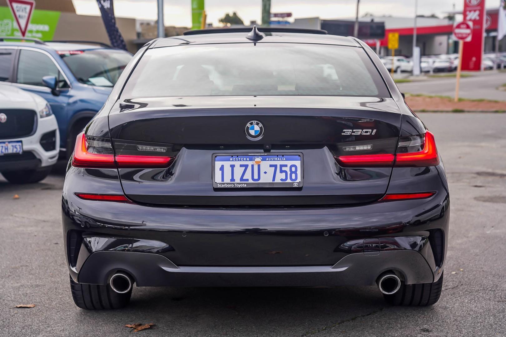2019 BMW 3 Series 330i M Sport in Black