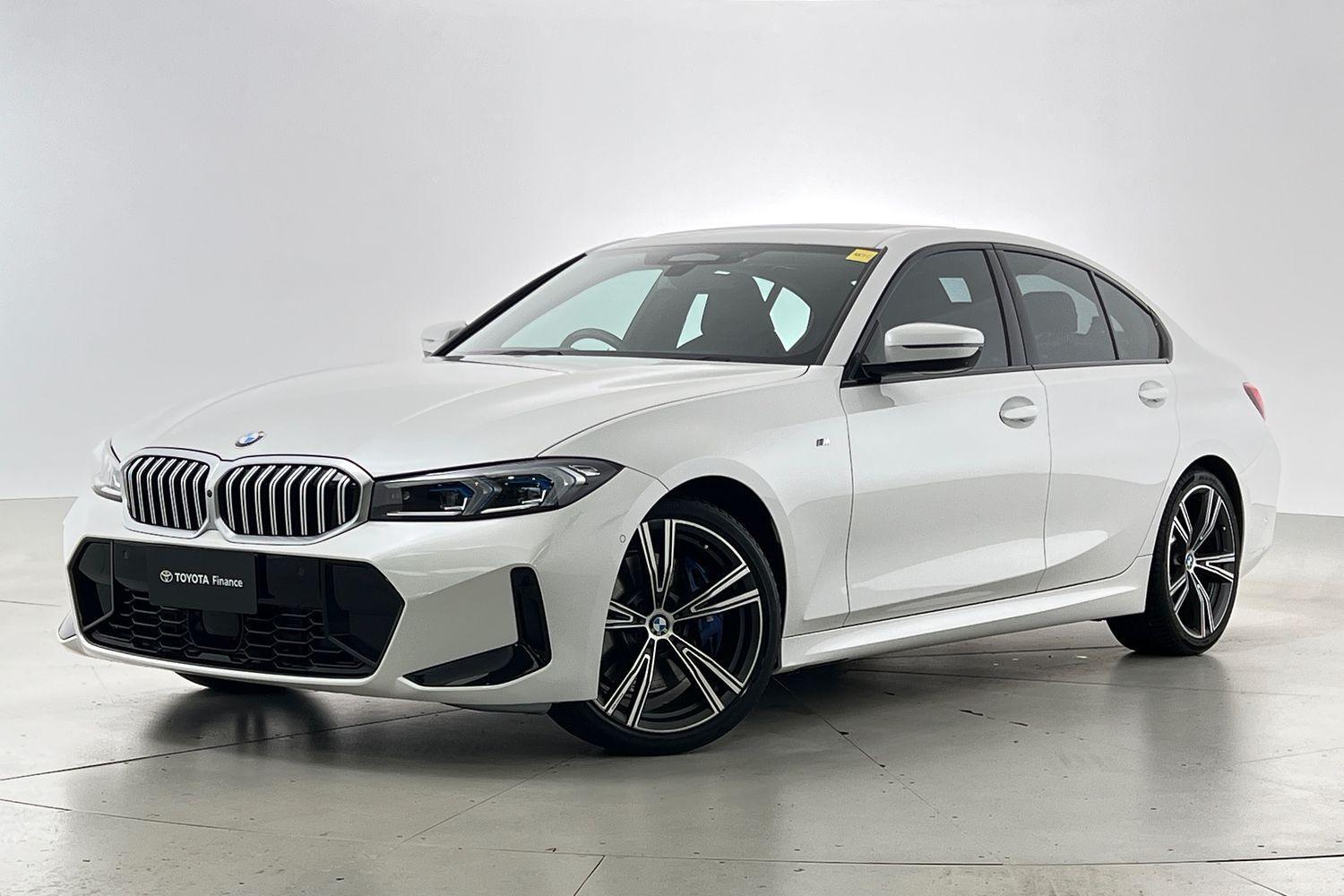 2023 BMW 3 Series 330i M Sport in White
