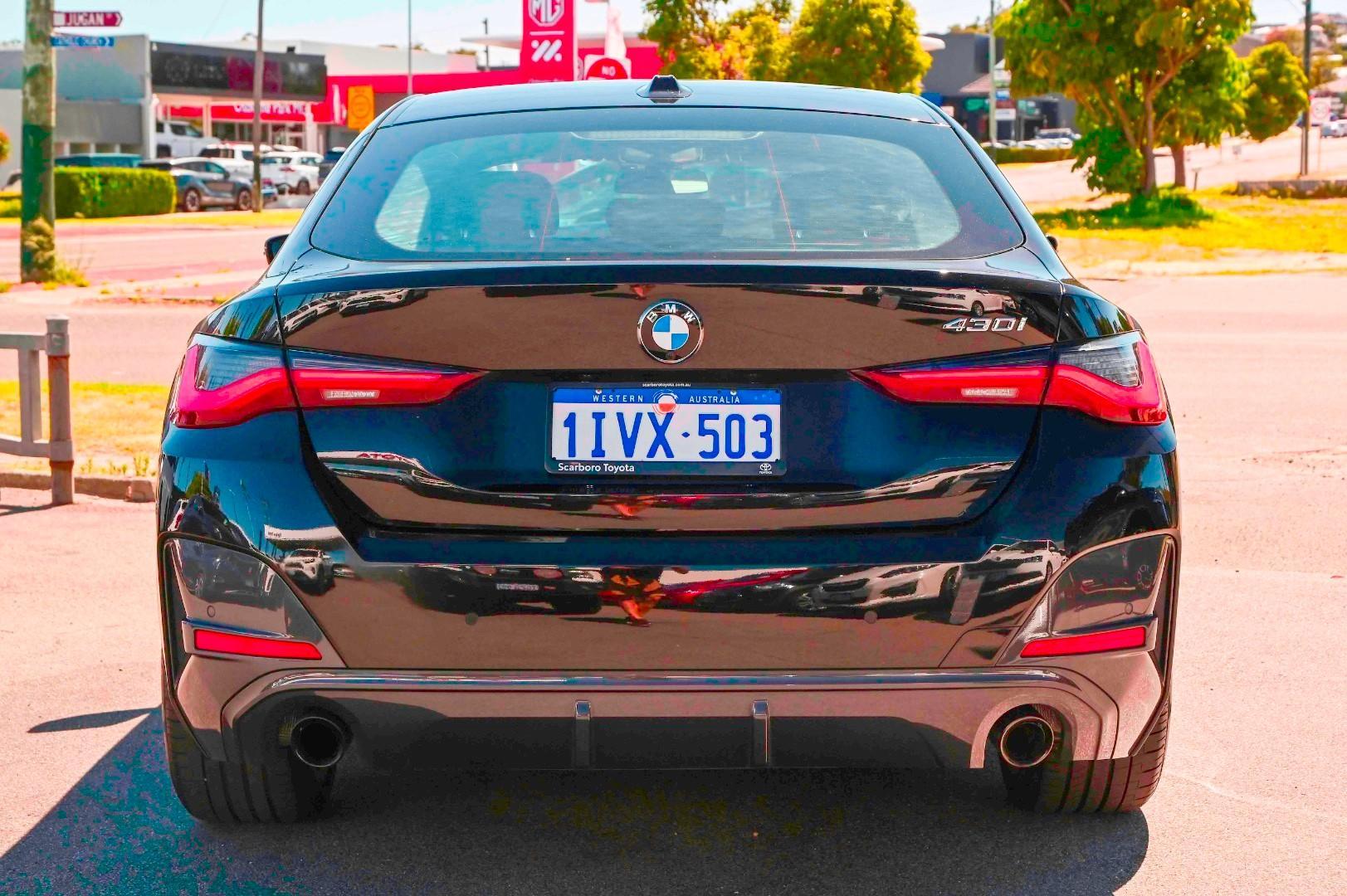 2022 BMW 4 Series 430i M Sport in Black