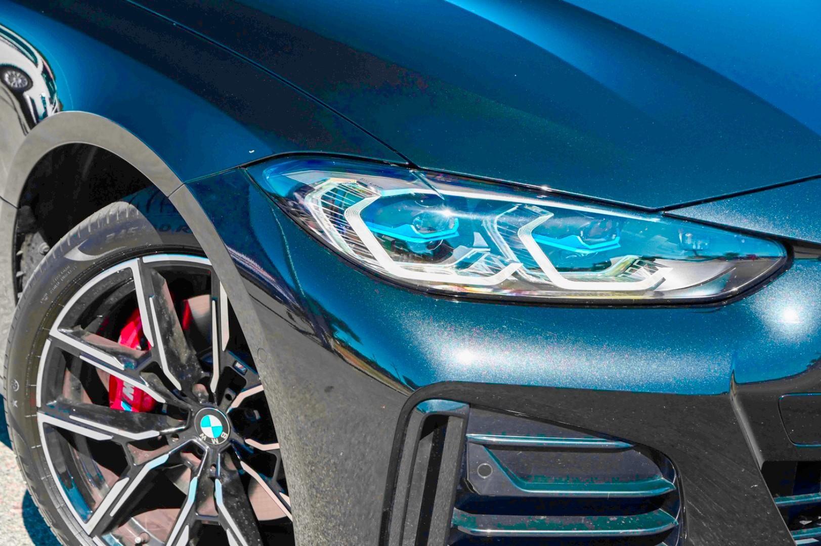 2022 BMW 4 Series 430i M Sport in Black