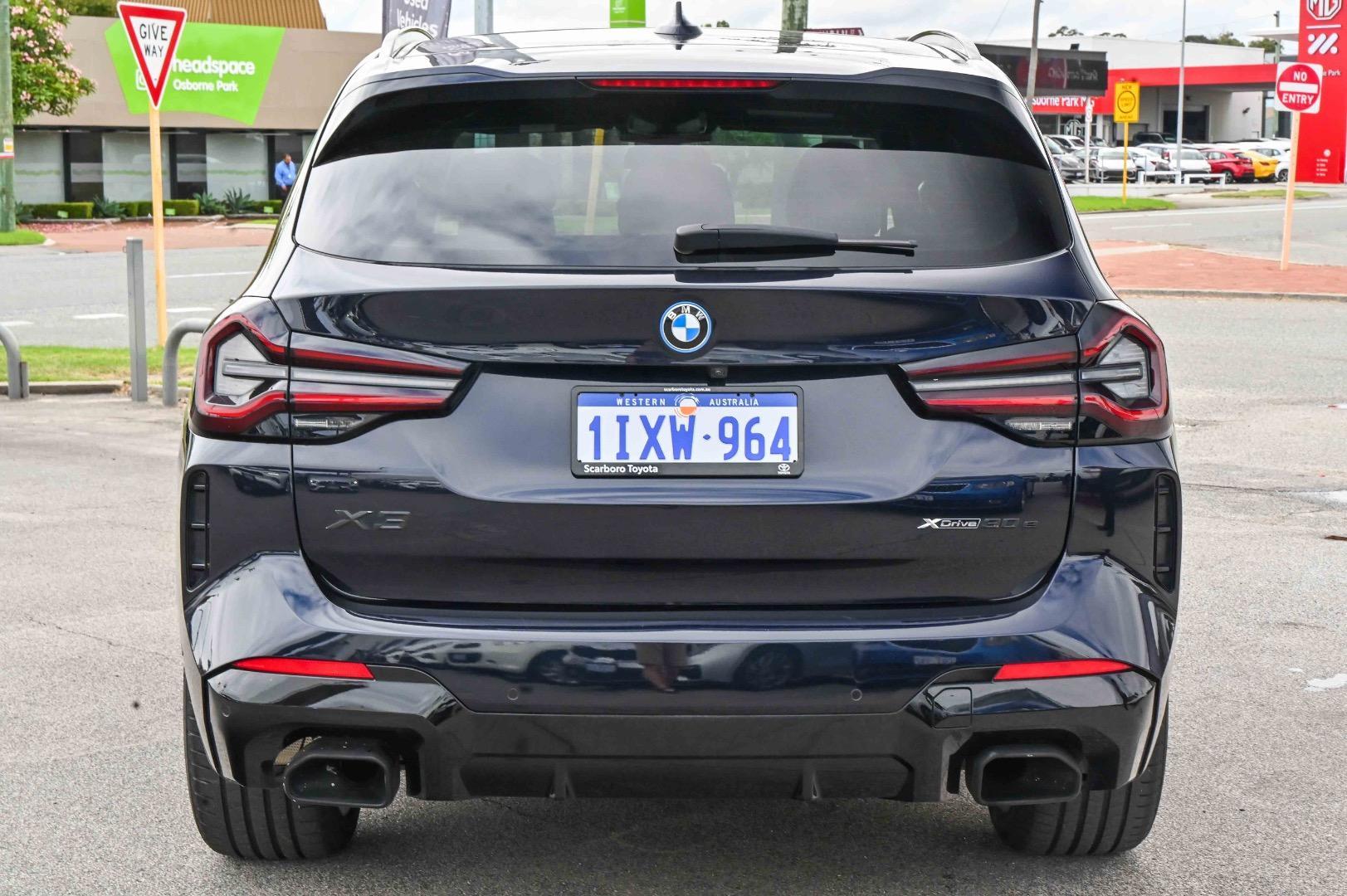 2021 BMW X3 xDrive30e M Sport in Black