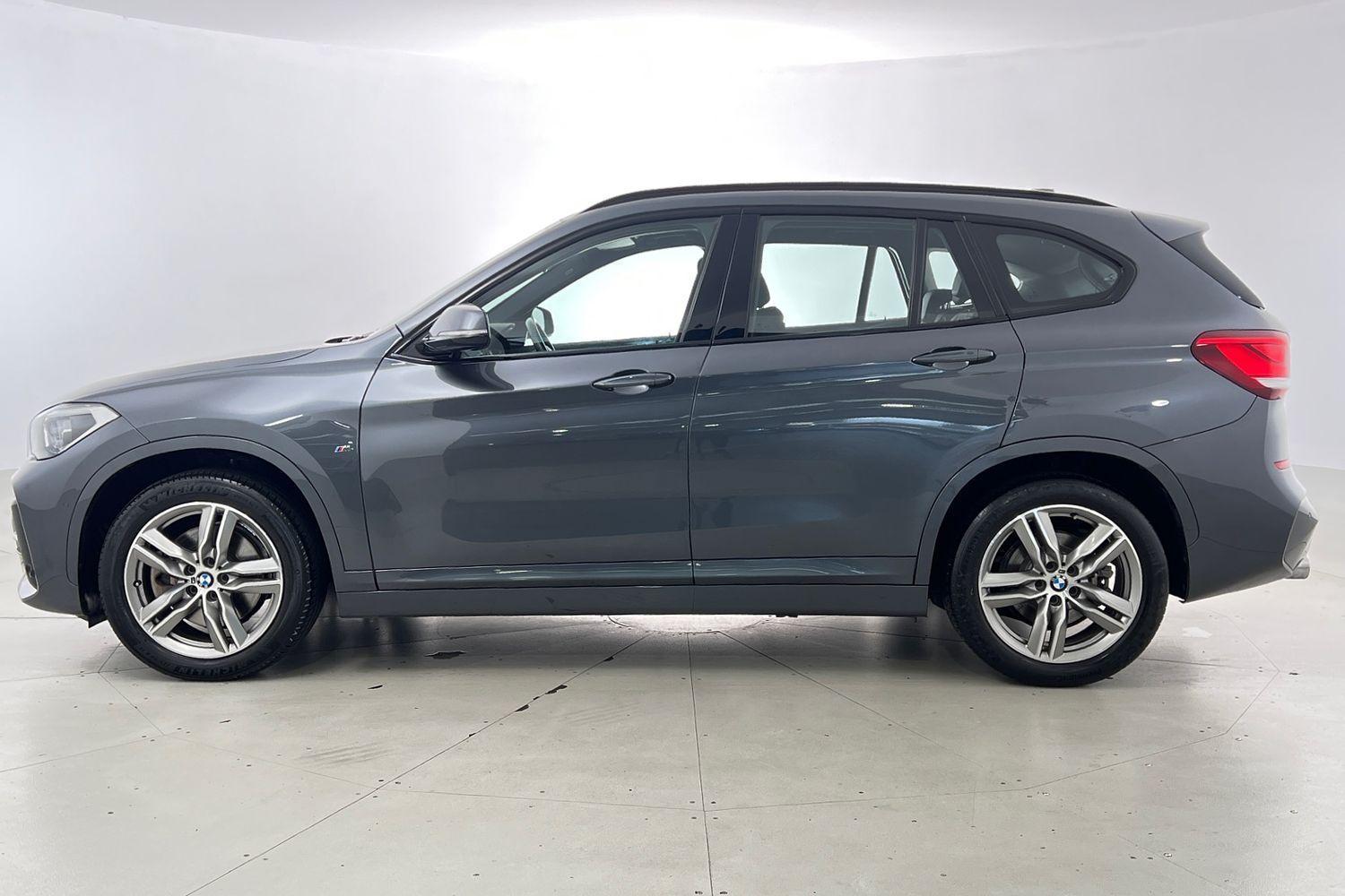 2020 BMW X1 sDrive20i in Grey