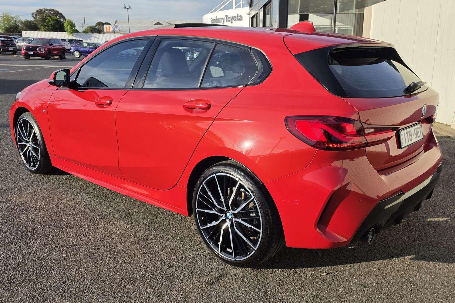 2022 BMW 1 Series 118i M Sport in Red