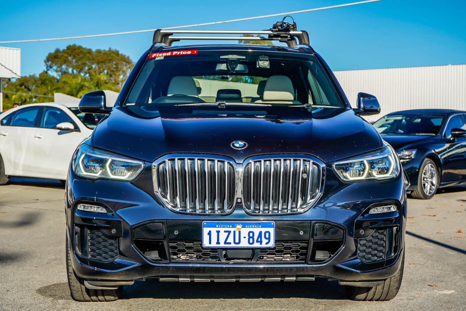 2019 BMW X5 xDrive40i M Sport in Black