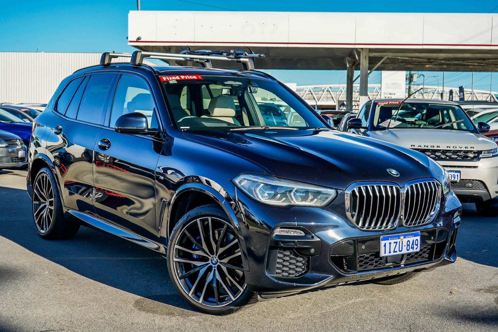 2019 BMW X5 xDrive40i M Sport in Black
