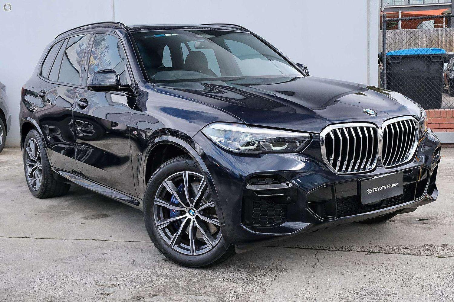 2022 BMW X5 xDrive30d M Sport in Black