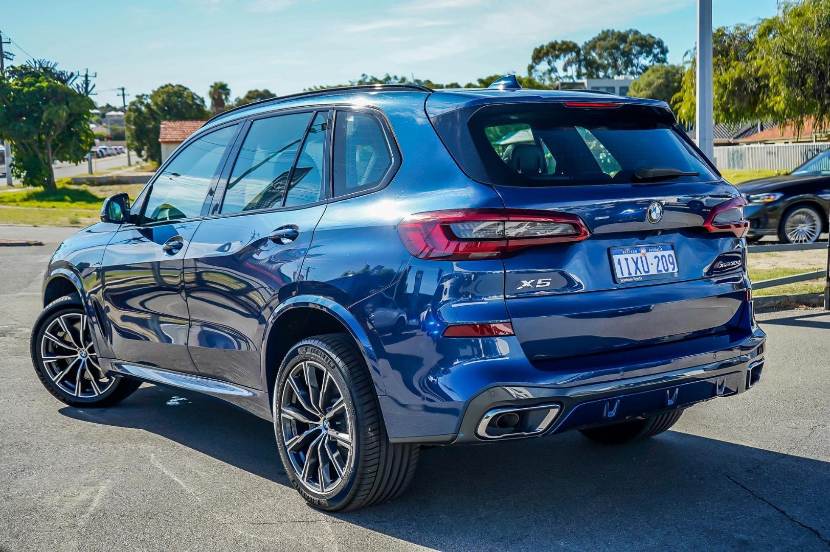 2018 BMW X5 xDrive30d in Blue