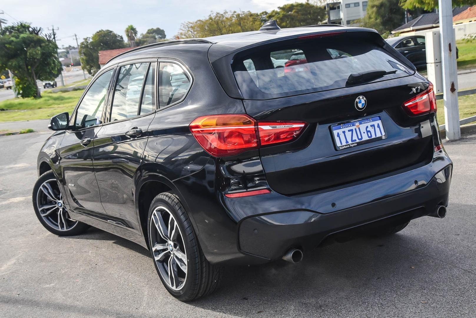 2016 BMW X1 xDrive25i in Black
