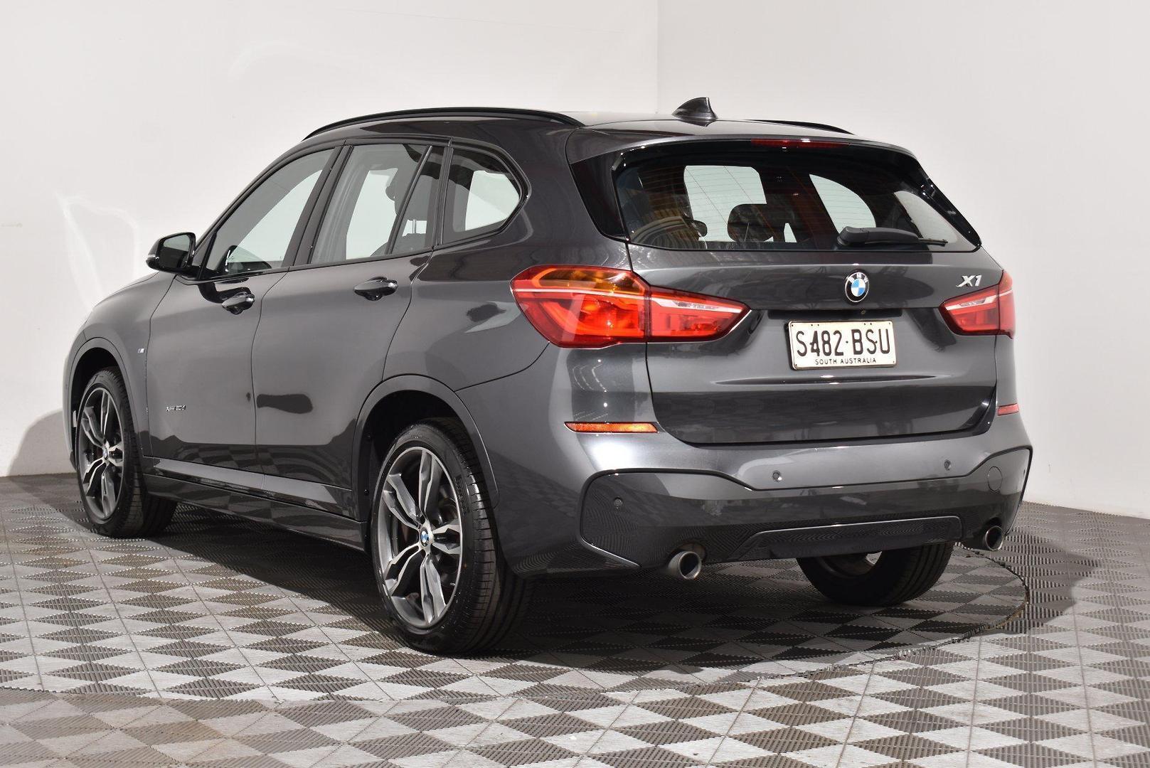 2006 BMW X1 xDrive20d in Grey