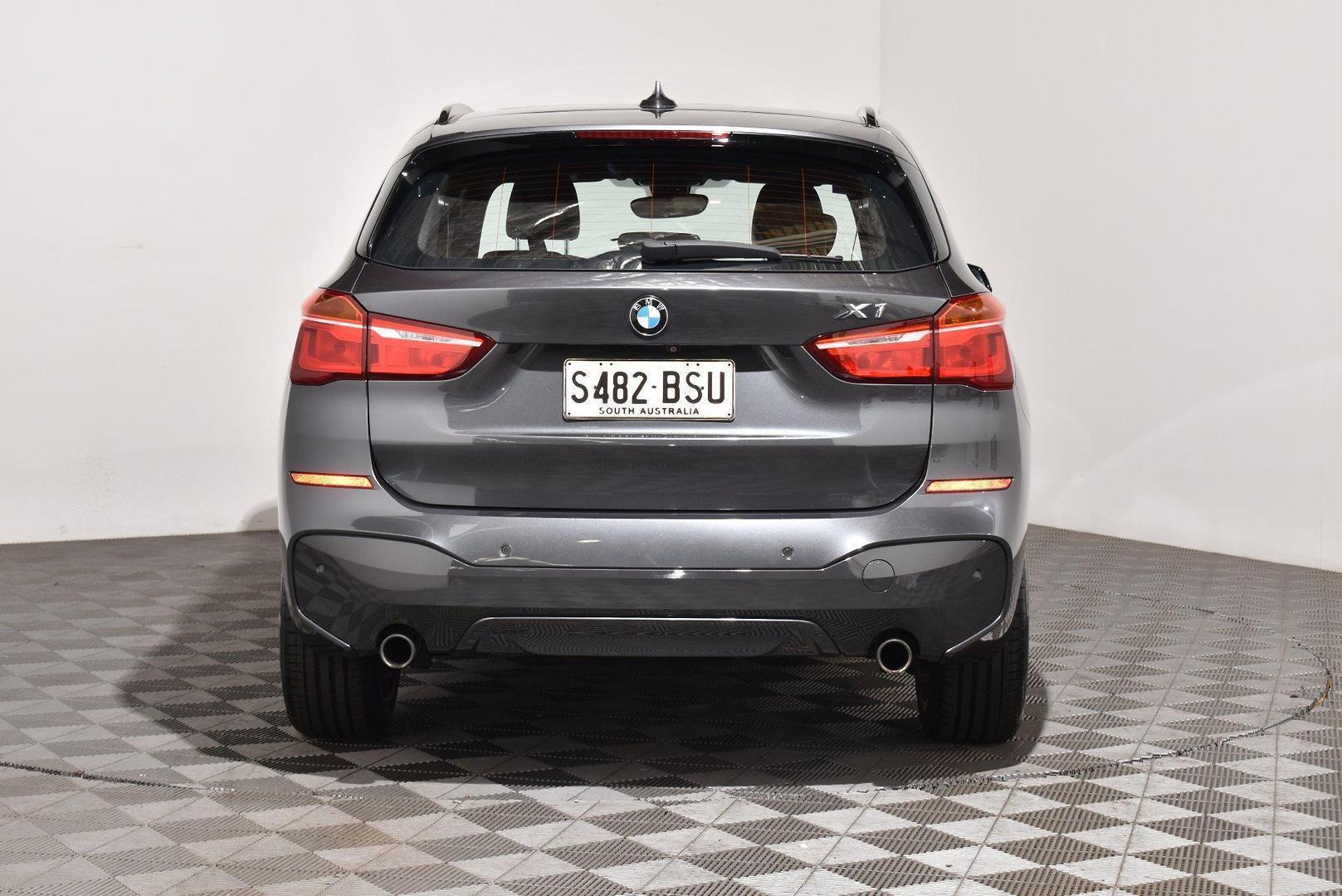 2006 BMW X1 xDrive20d in Grey