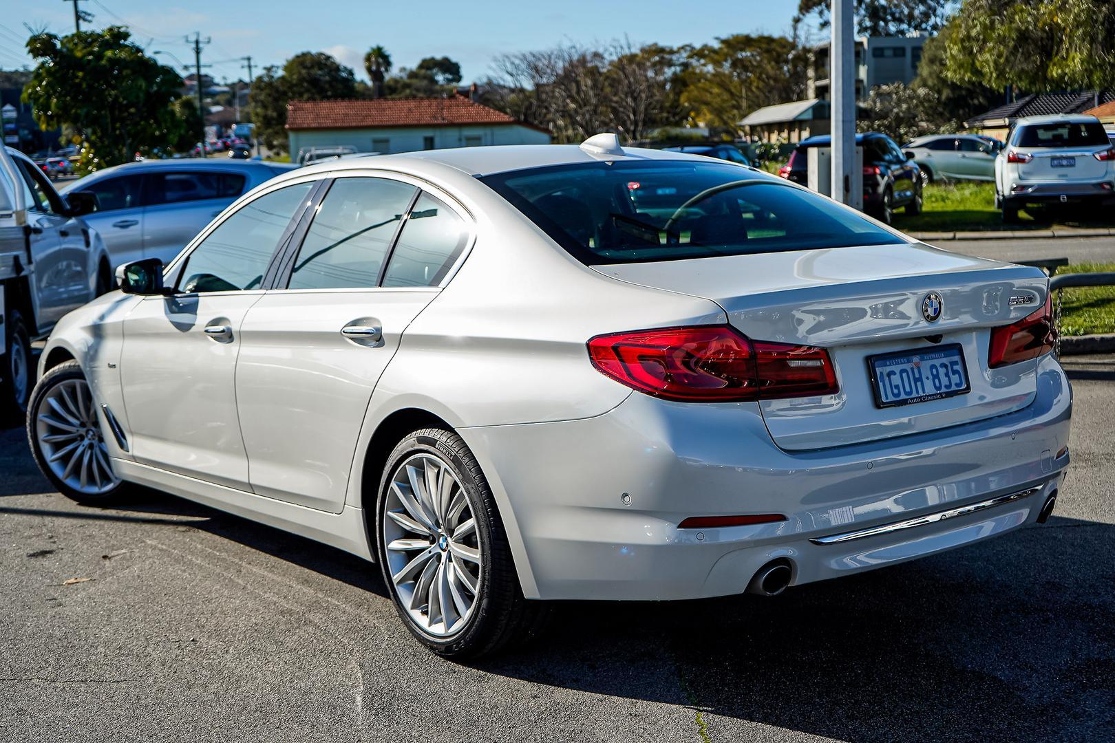 2018 BMW 5 Series 530i M Sport in White