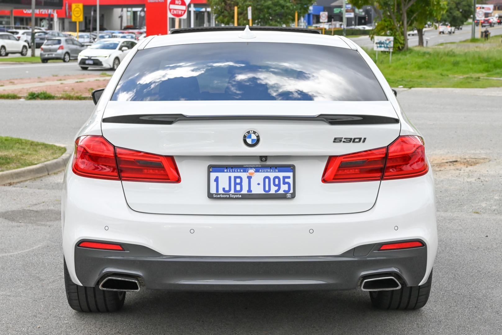 2018 BMW 5 Series 530i Luxury Line in White