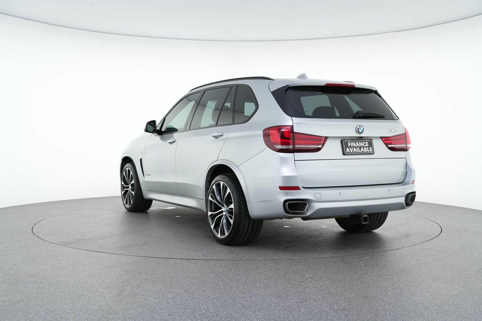 2017 BMW X5 xDrive30d in Silver