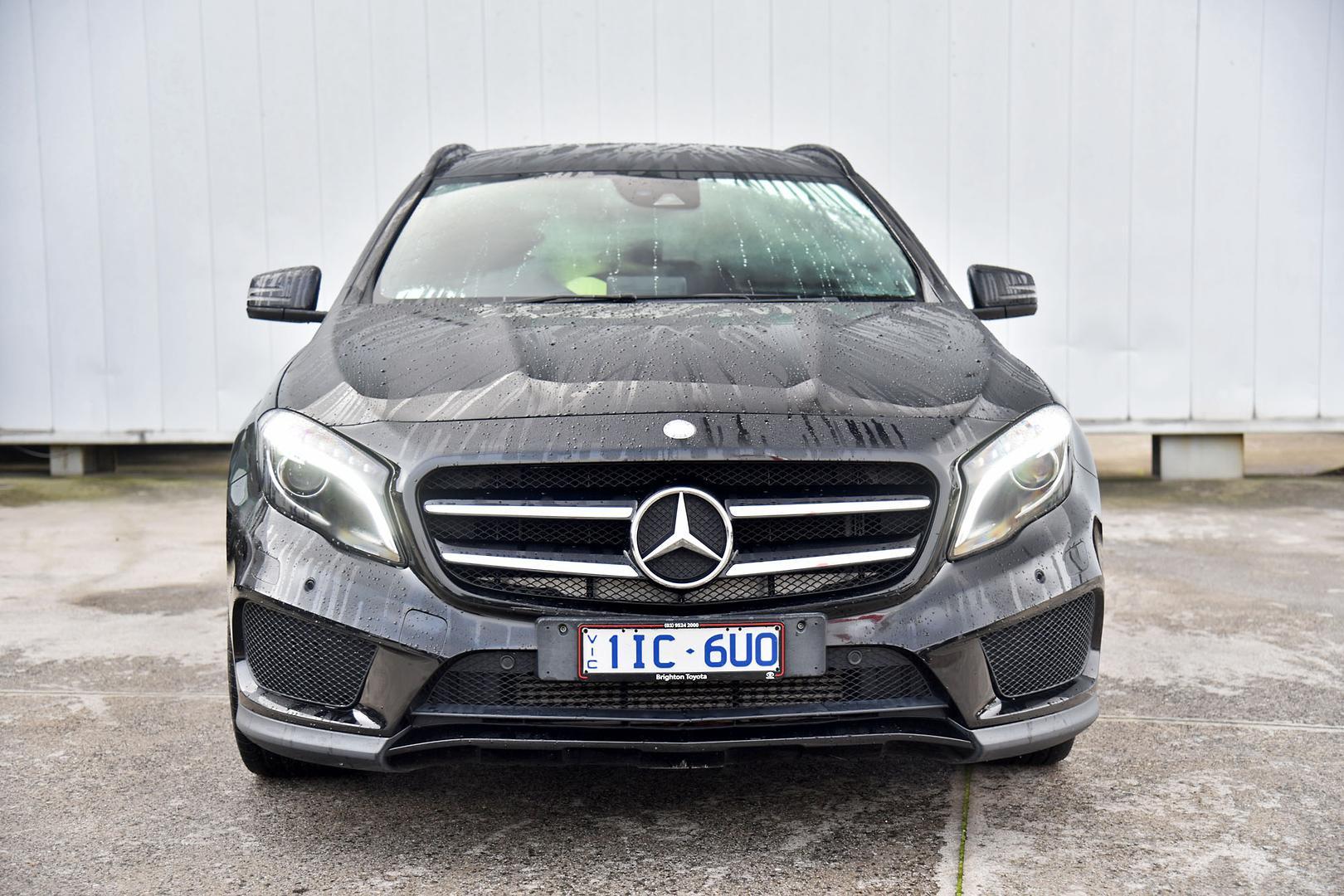 2016 Mercedes-Benz GLA-Class GLA250 in Black