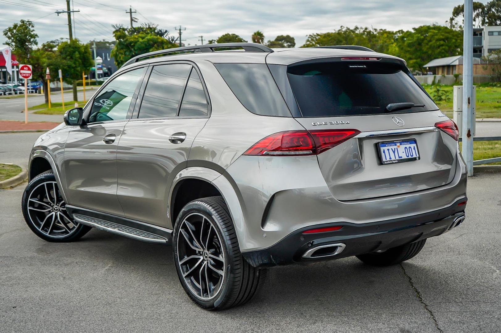 2019 Mercedes-Benz GLE-Class GLE300 d in Silver