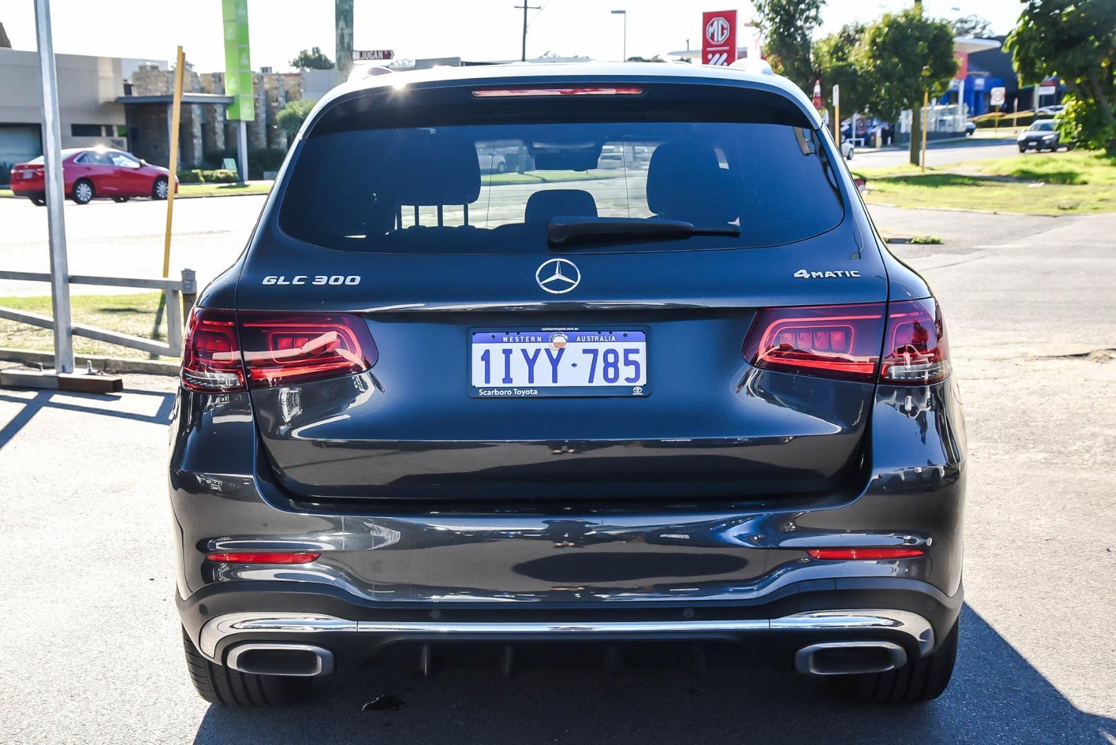 2019 Mercedes-Benz GLC-Class GLC300 in Grey