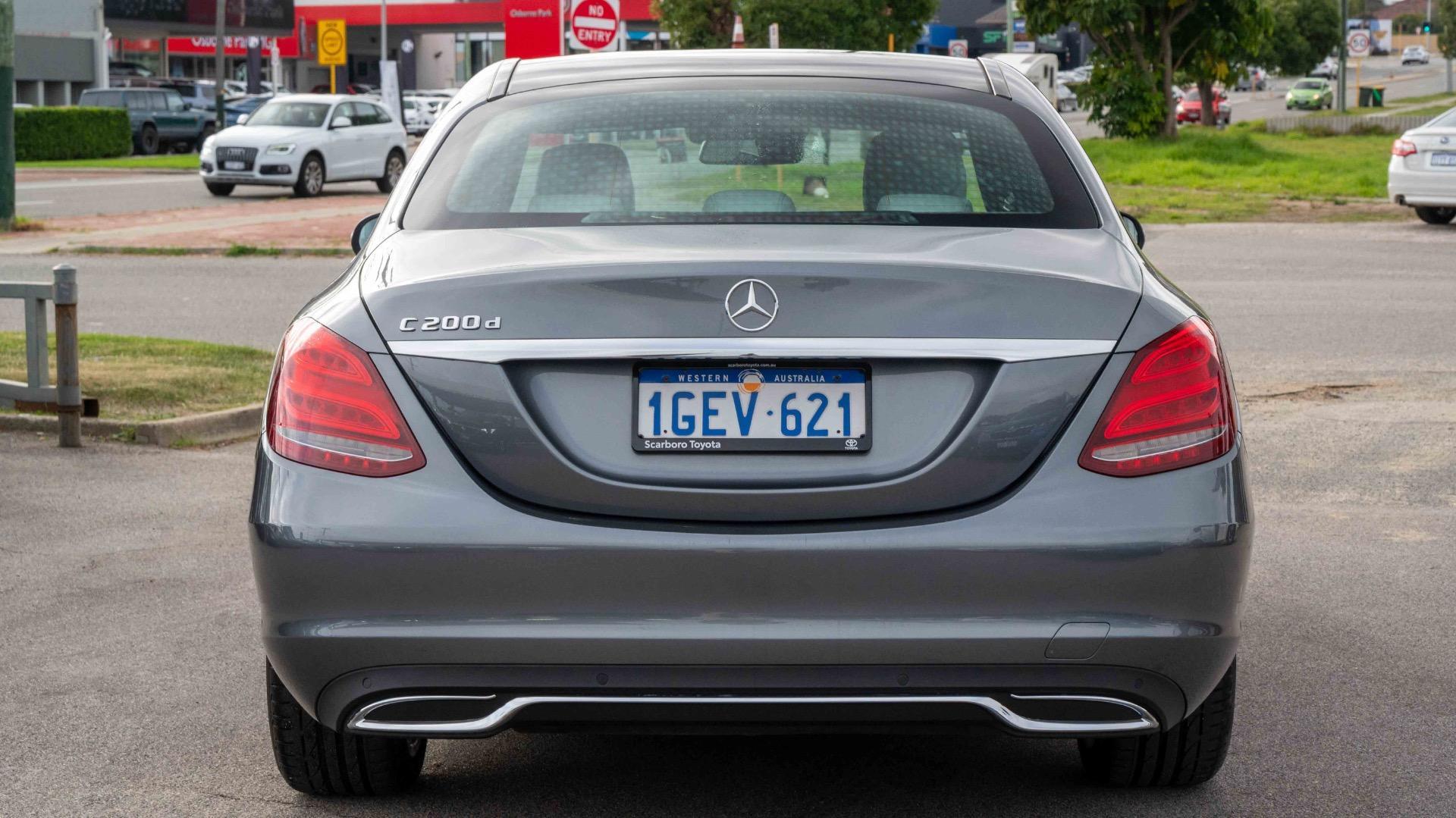 2016 Mercedes-Benz C-Class C200 d in Grey