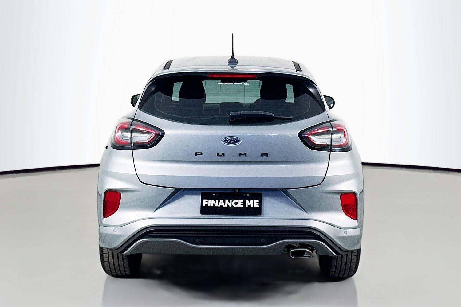 2020 Ford Puma ST-Line in Silver
