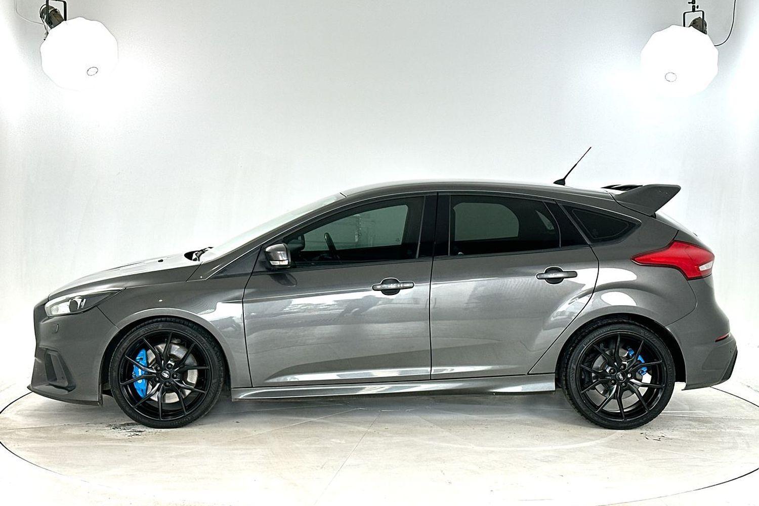 2016 Ford Focus RS in Grey