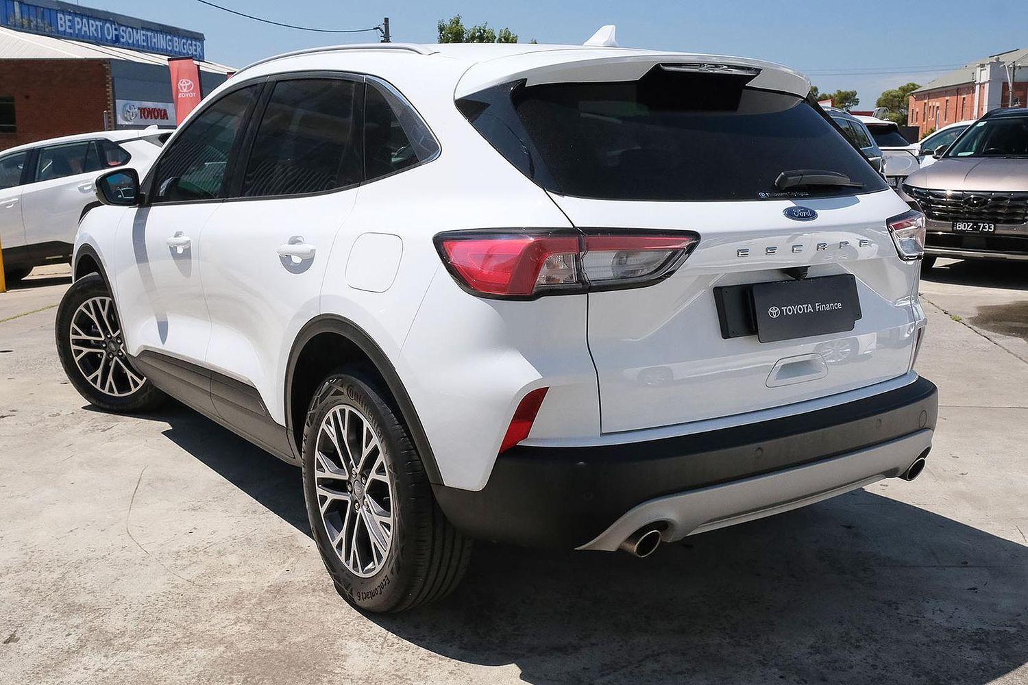2021 Ford Escape Base in Oxford White