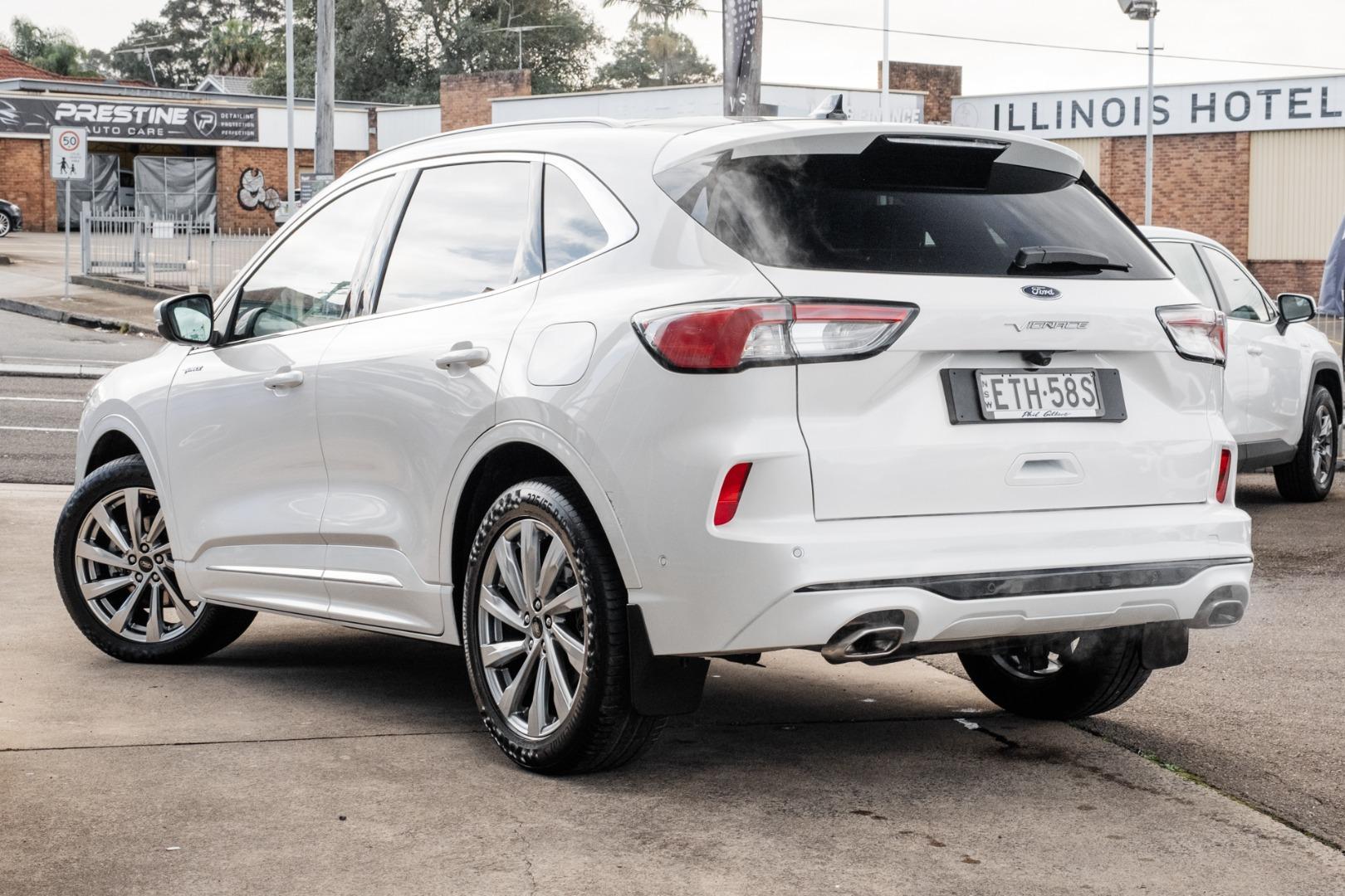 2022 Ford Escape Vignale in White