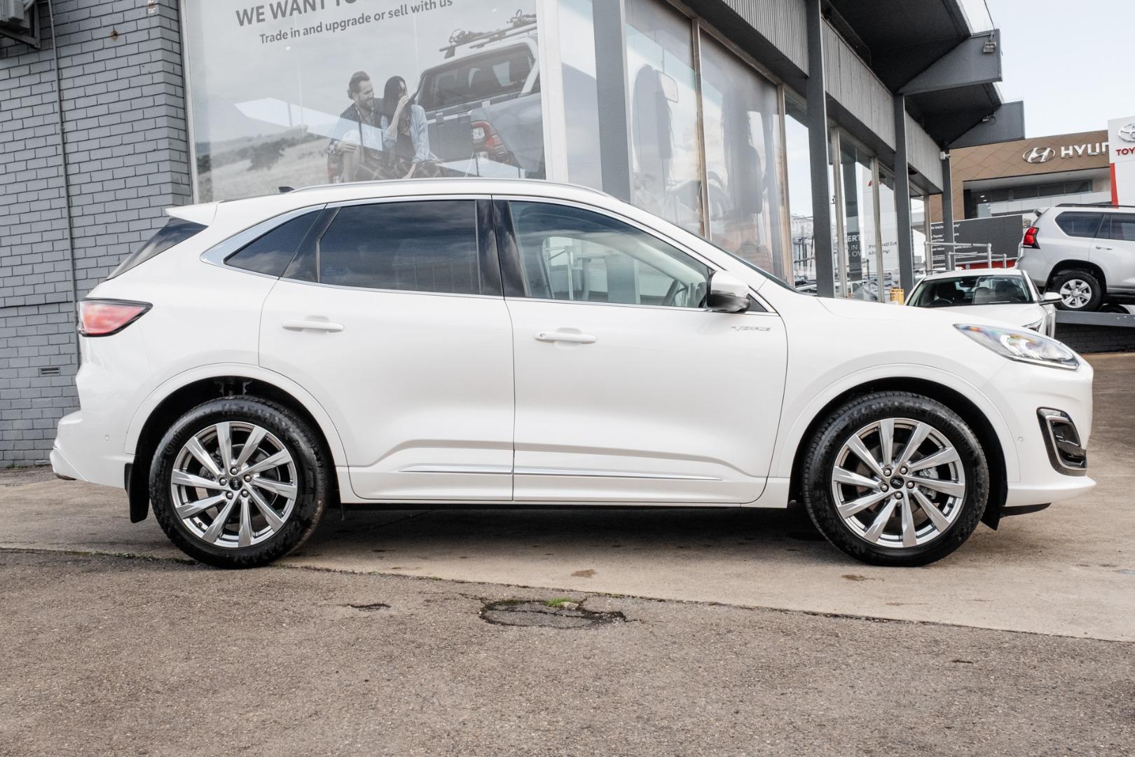 2022 Ford Escape Vignale in White