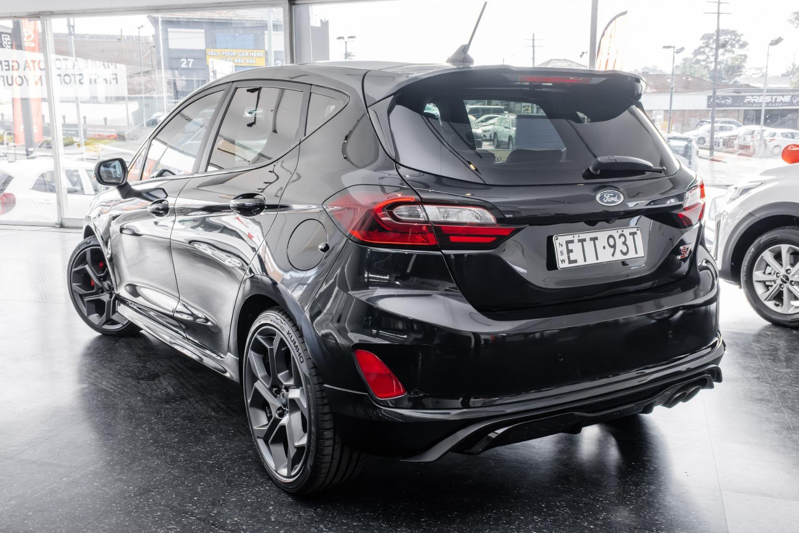 2022 Ford Fiesta ST in Black