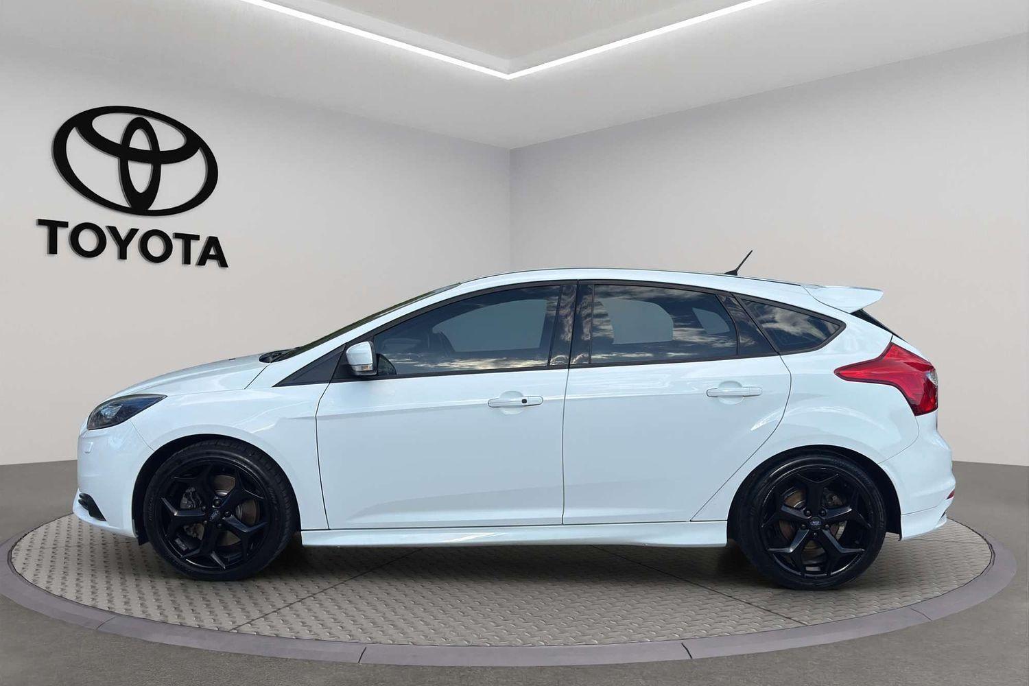 2013 Ford Focus ST in White