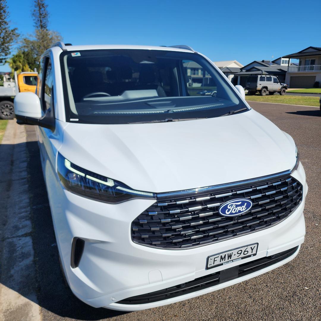 2025 Ford Tourneo Titanium X in White