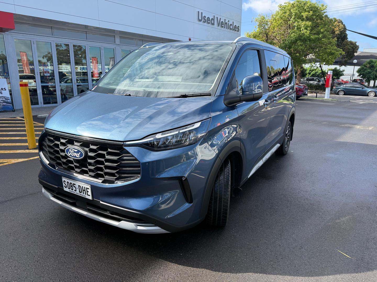 2024 Ford Tourneo Active in Blue