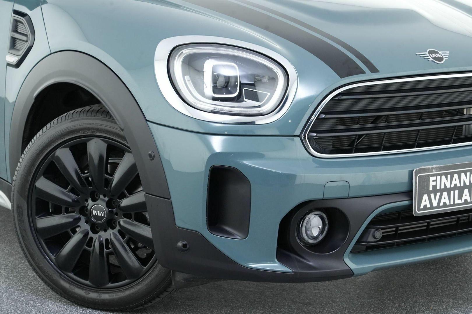2021 MINI Countryman Cooper Classic in Green
