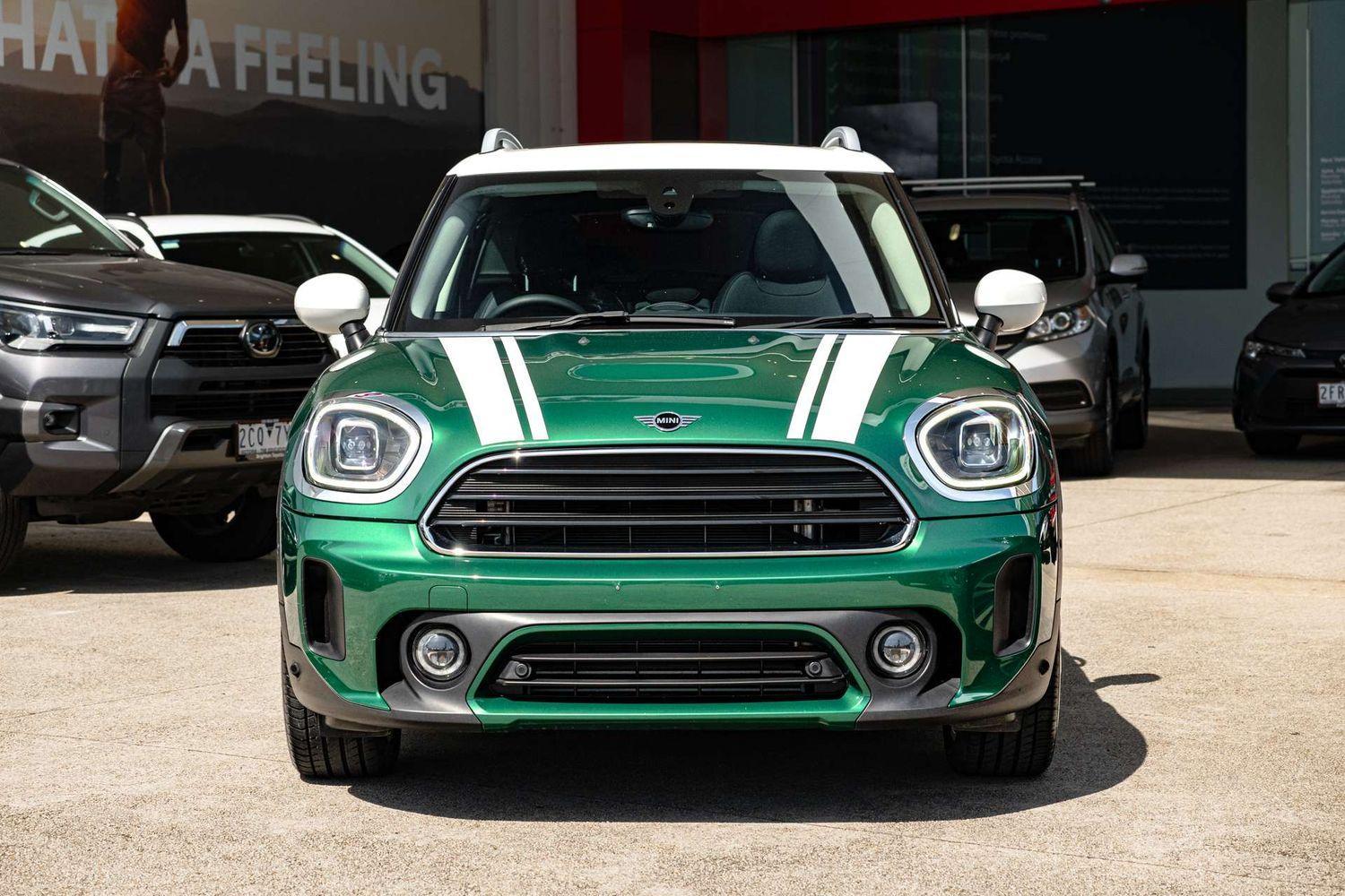 2023 MINI Countryman Cooper Classic in Green