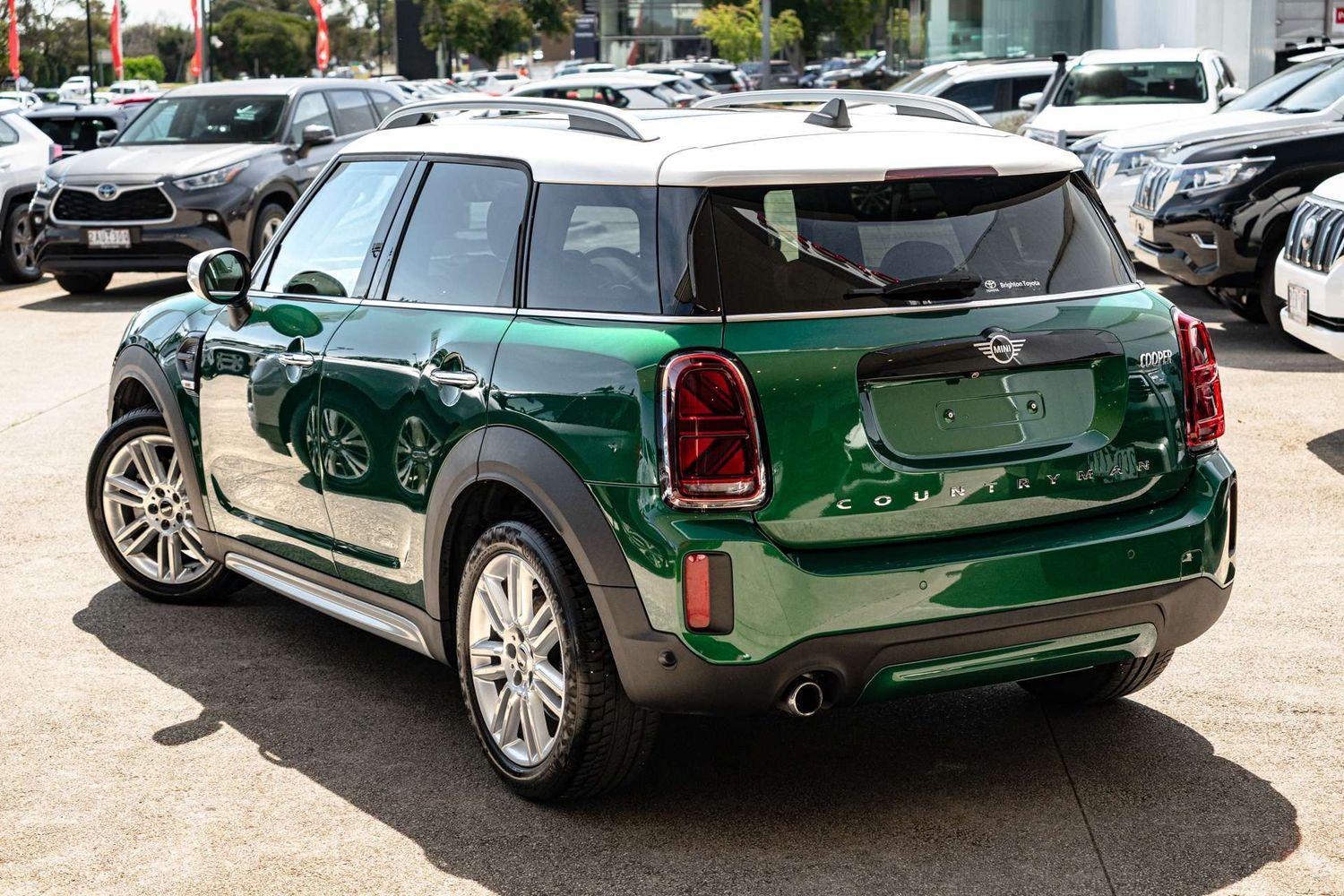 2023 MINI Countryman Cooper Classic in Green