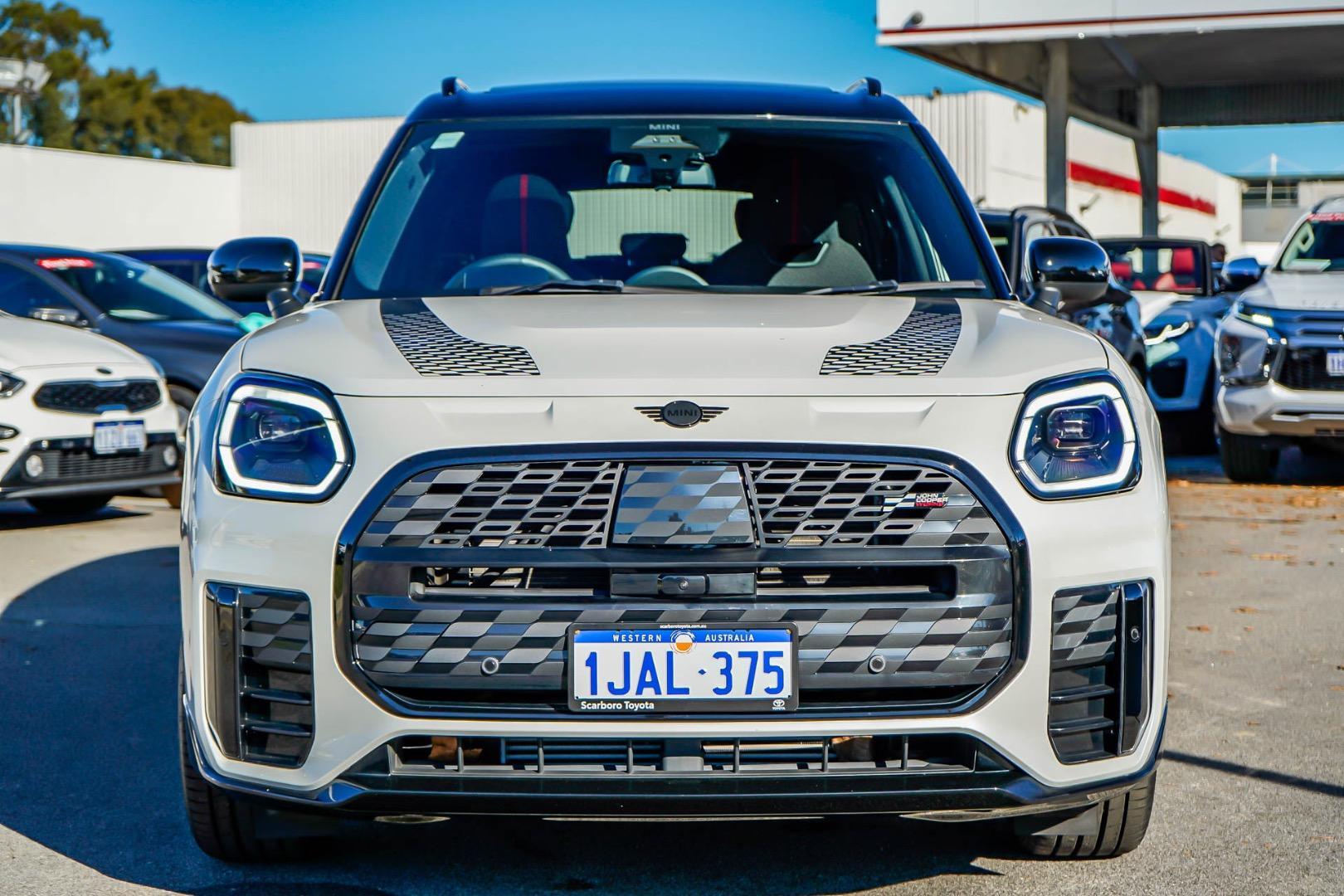 2024 MINI Countryman S Classic in White