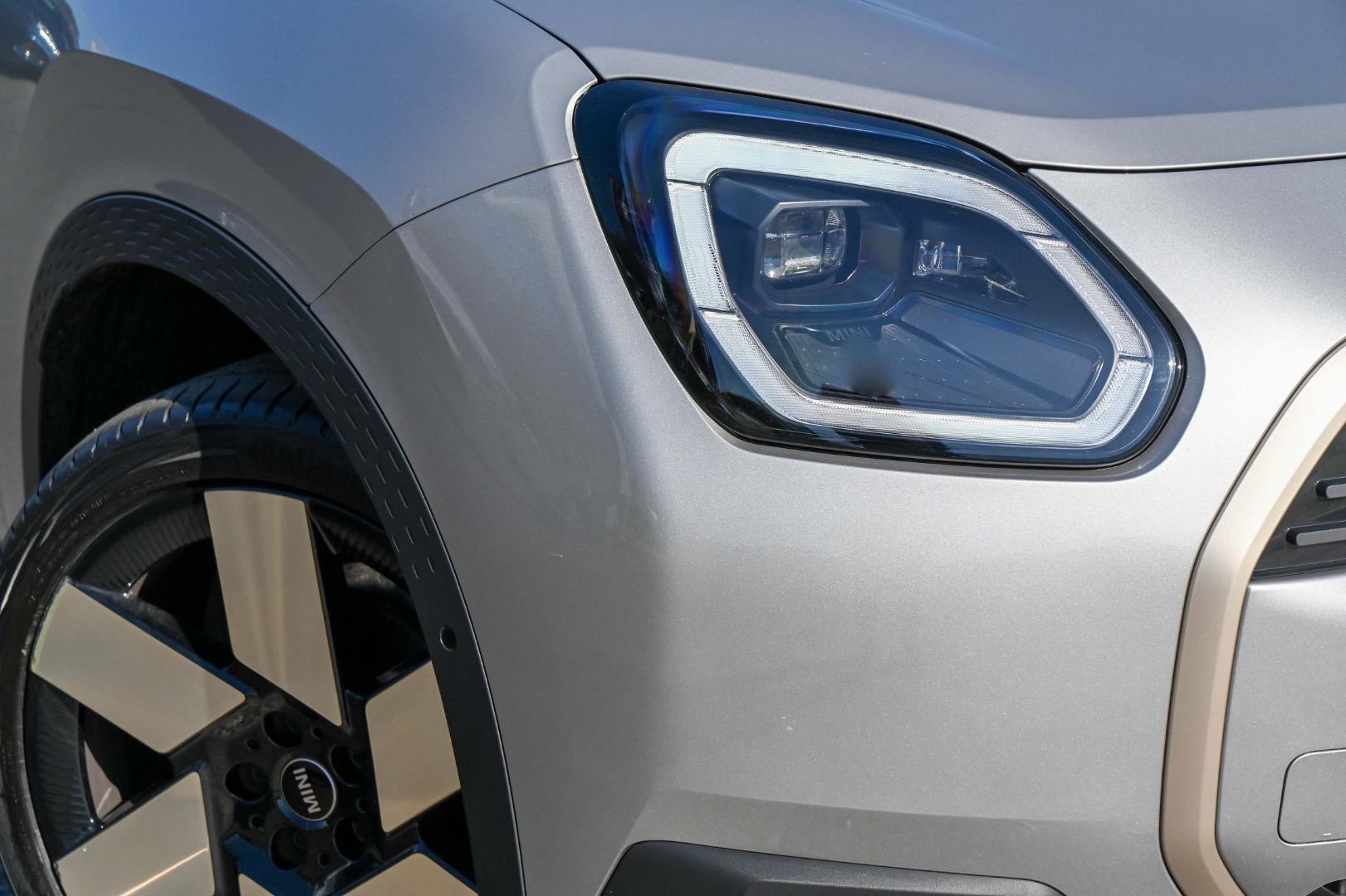 2024 MINI Countryman S Classic in Silver