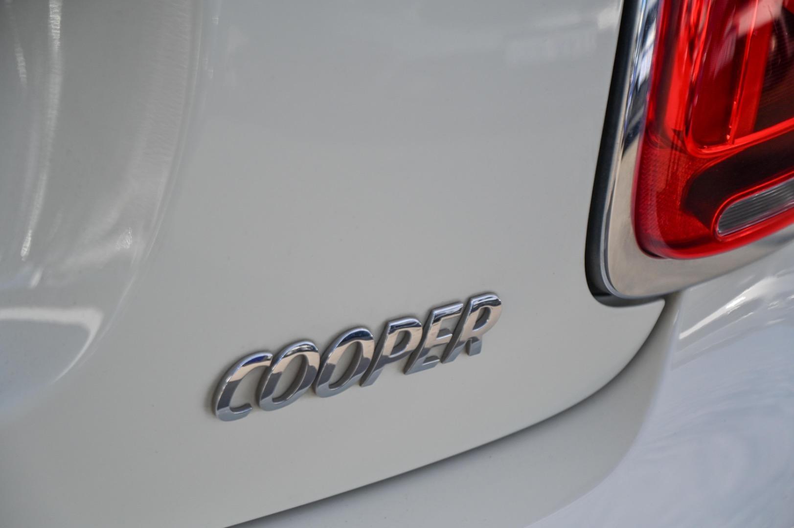 2021 MINI Hatch Cooper Classic in White