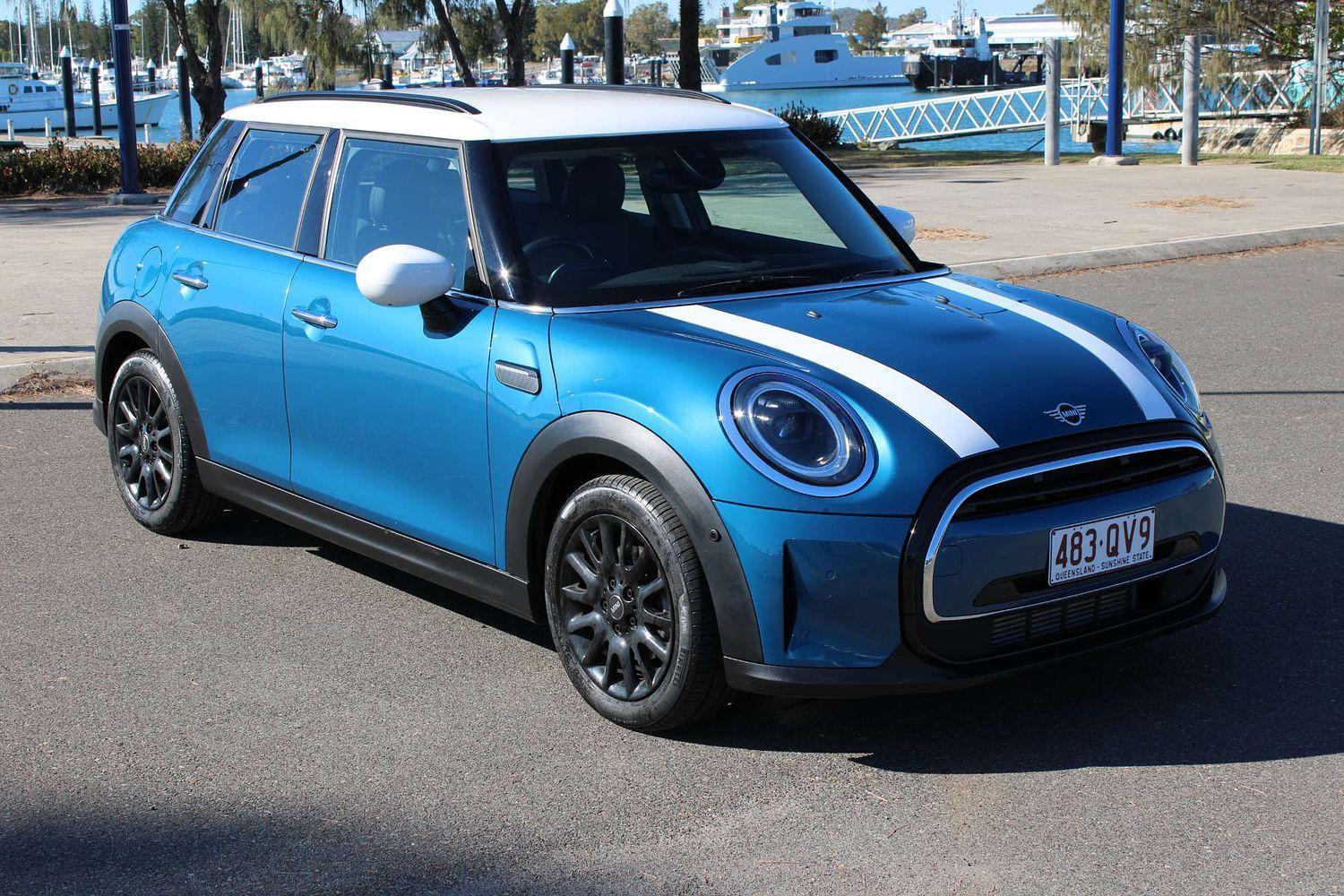 2022 MINI Hatch Cooper Classic in Blue