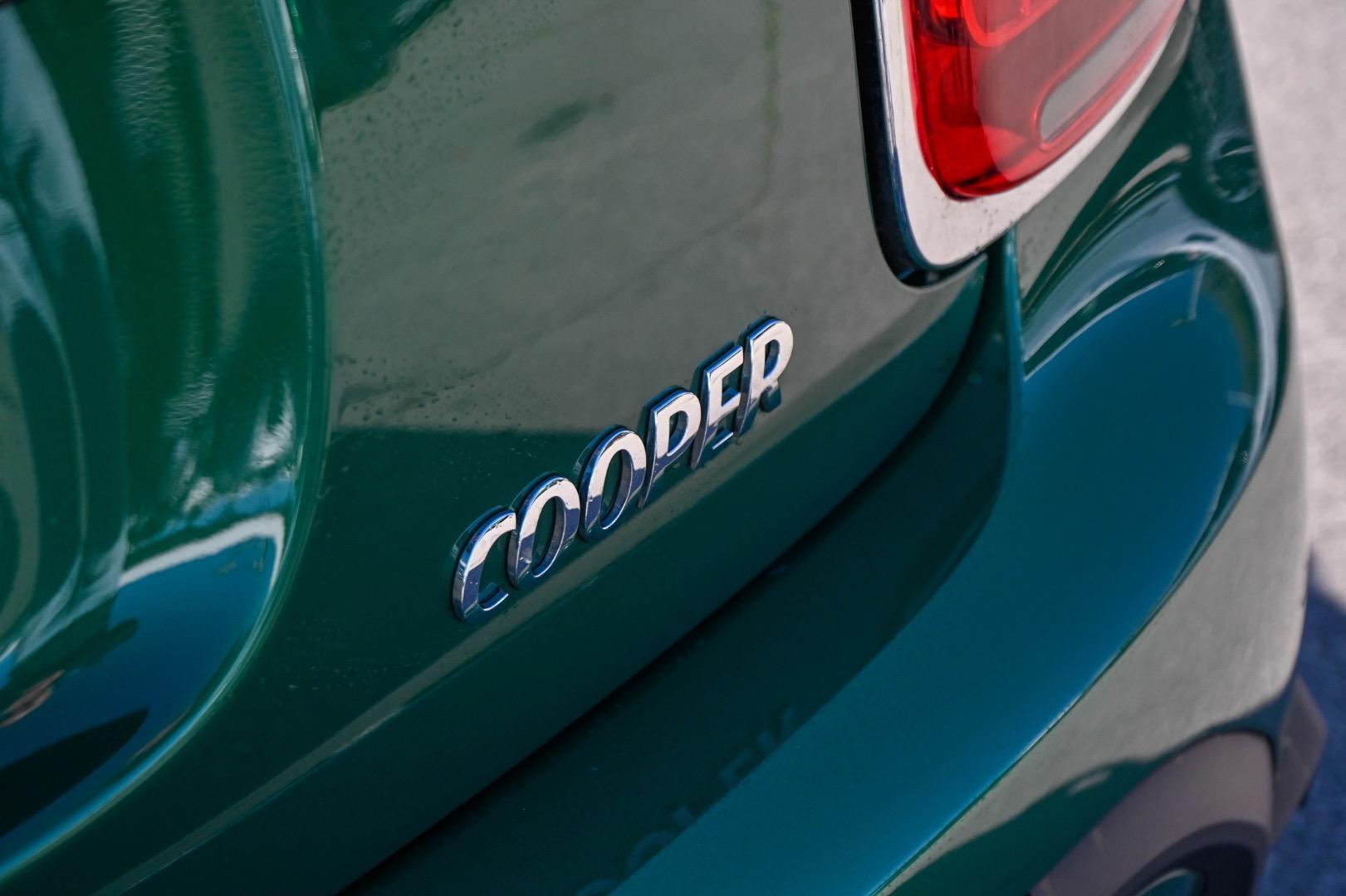 2021 MINI Hatch Cooper Classic in Green