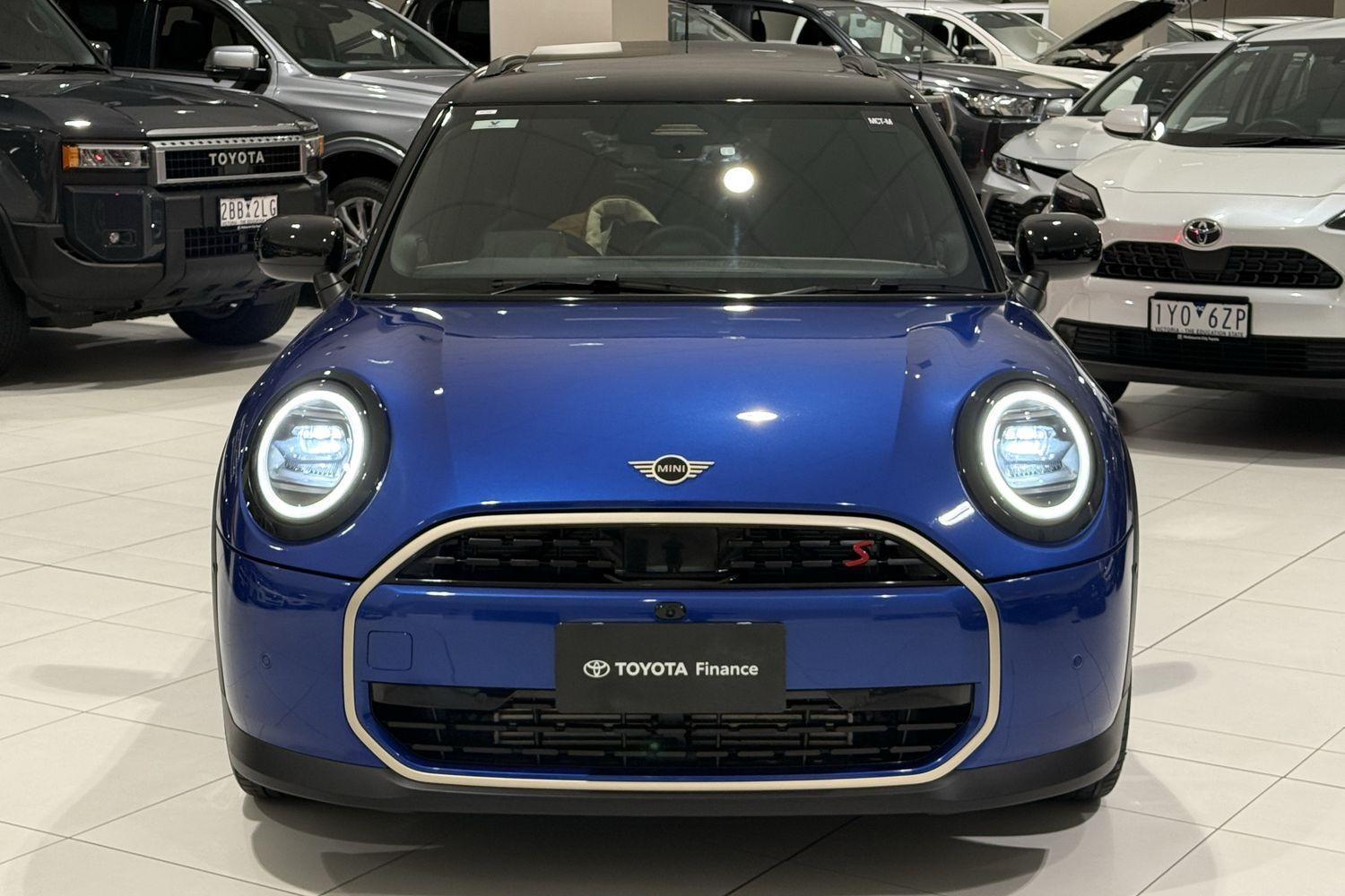 2024 MINI Cooper S Classic in Other