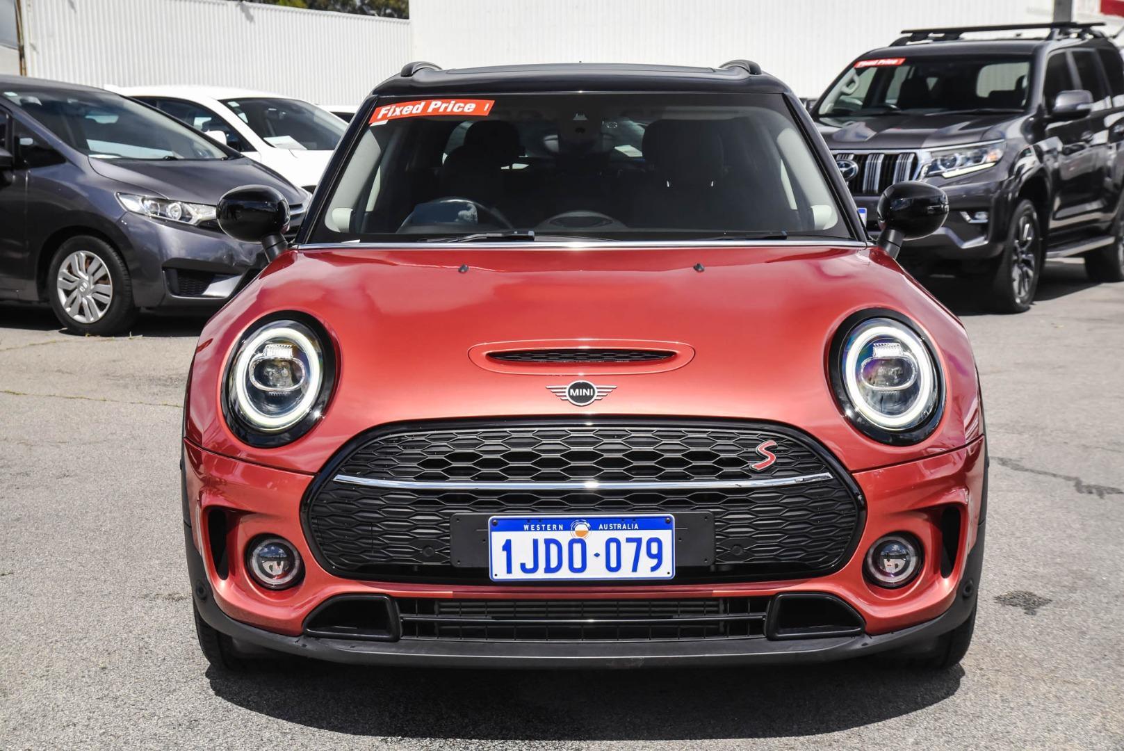 2019 MINI Clubman Cooper S in Red