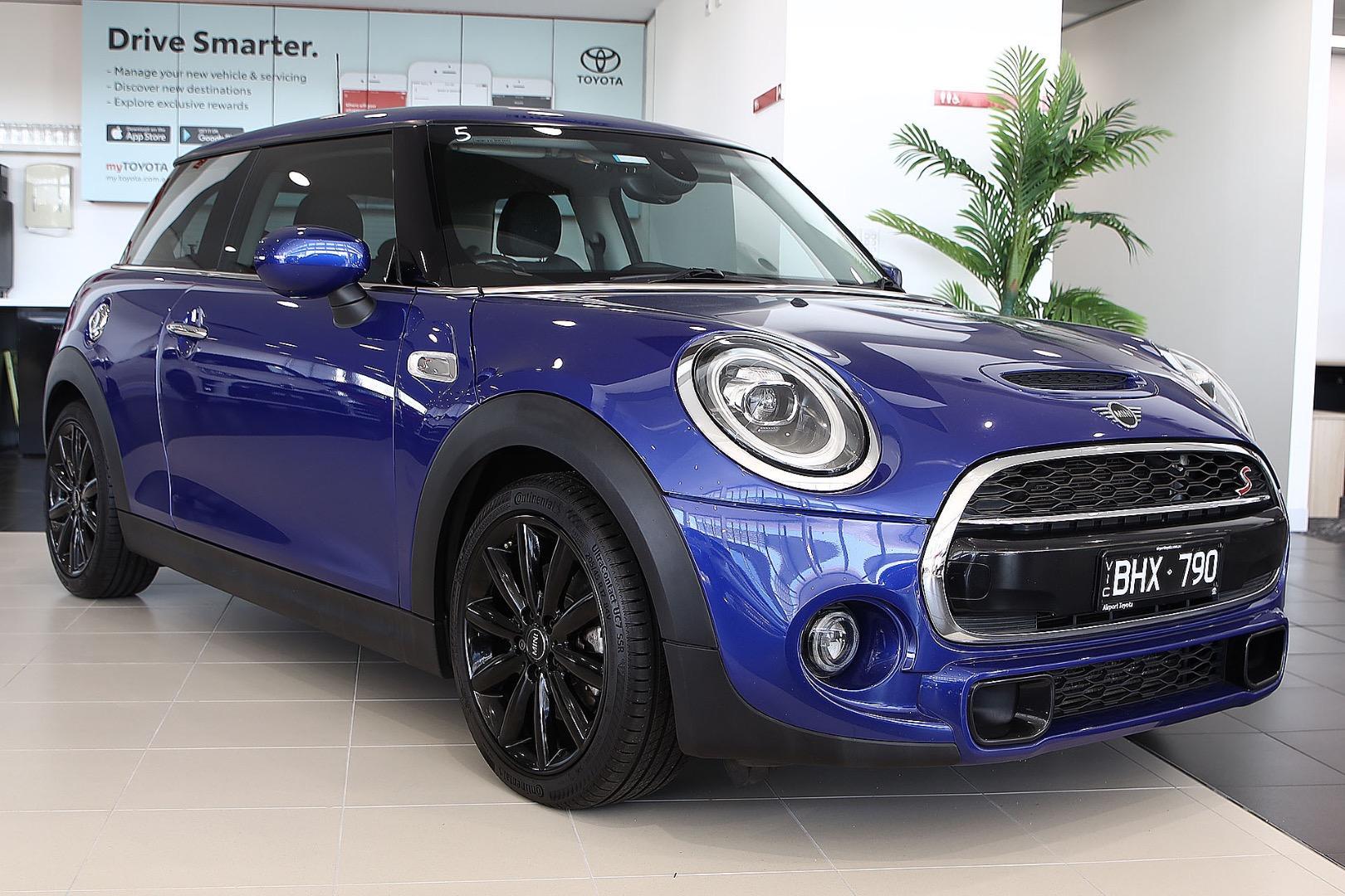 2020 MINI Hatch Cooper S in Blue