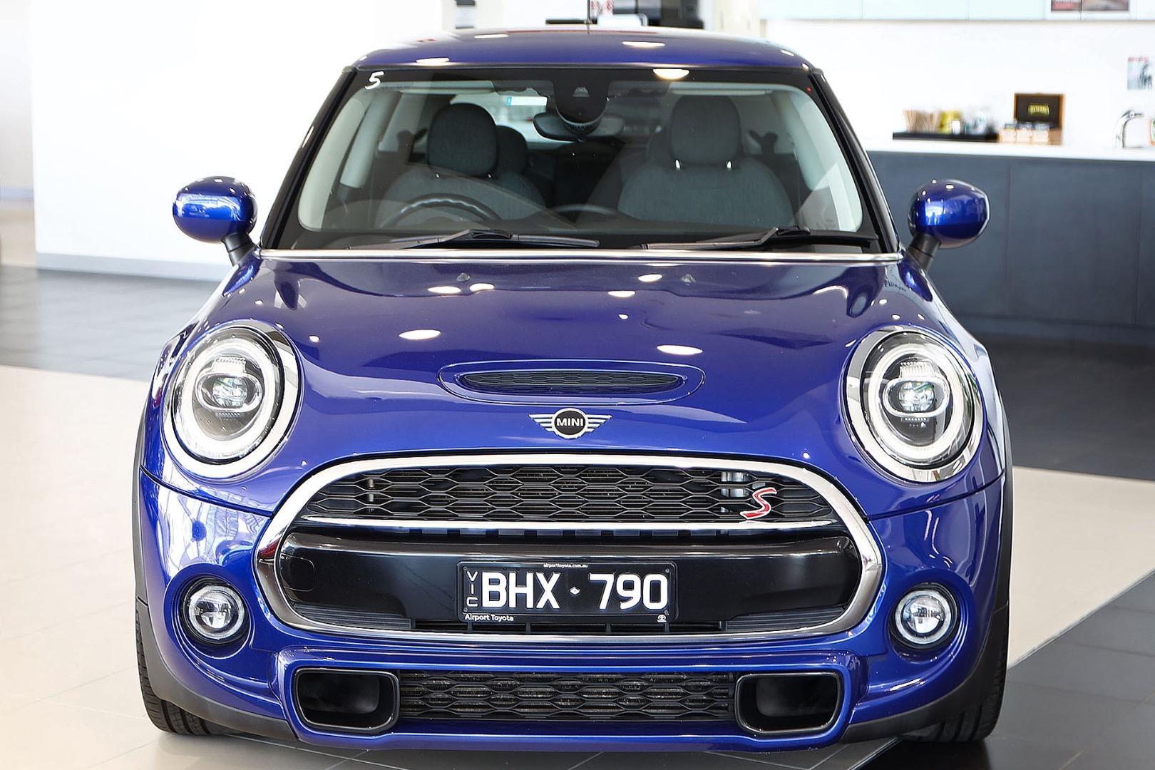 2020 MINI Hatch Cooper S in Blue