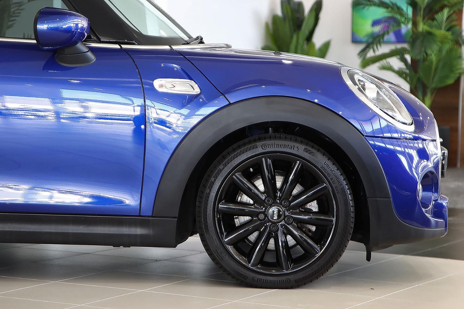 2020 MINI Hatch Cooper S in Blue
