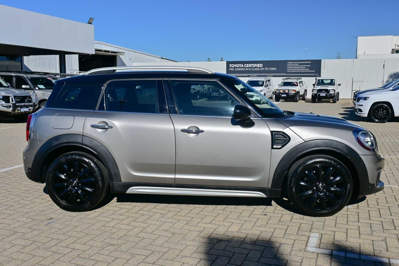 2019 MINI Countryman Cooper in Other