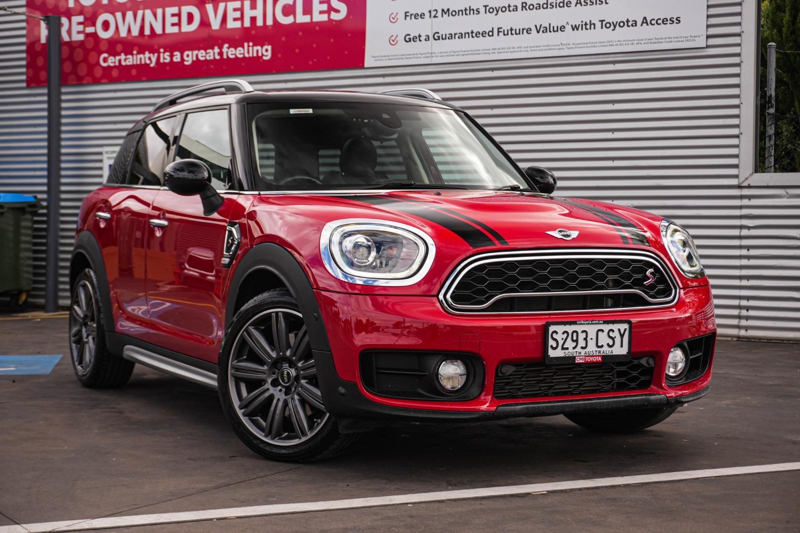 2017 MINI Countryman Cooper S in Red